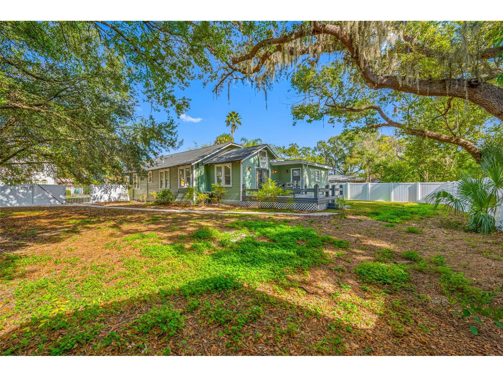 304 W Henry Avenue Tampa FL 33604 TB8464703 image7