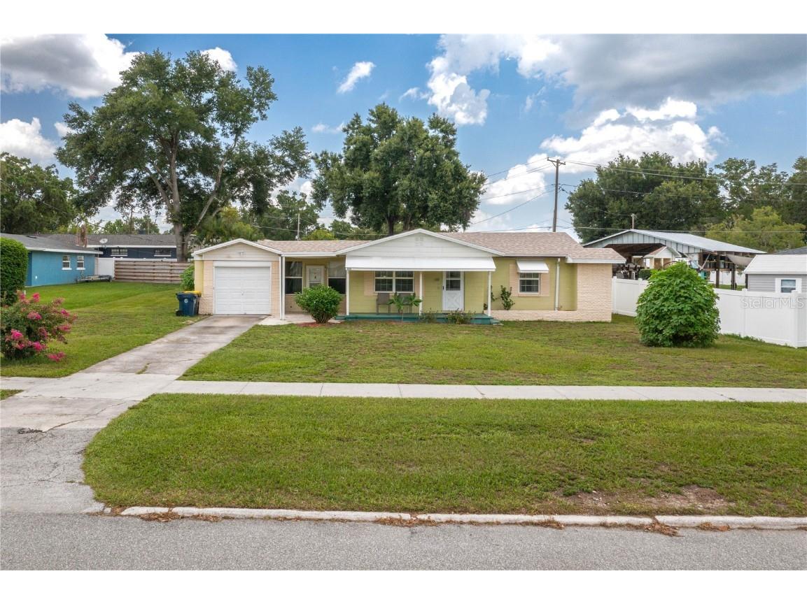 304 W Lake Avenue Auburndale FL 33823 P4935102 image1