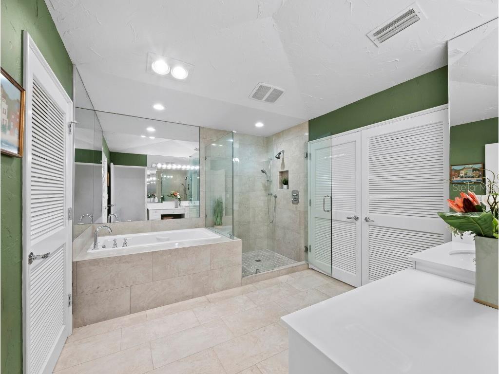 3040 Grand Bay Boulevard #234 Longboat Key FL 34228 - SARASOTA BAY A4675109 image12