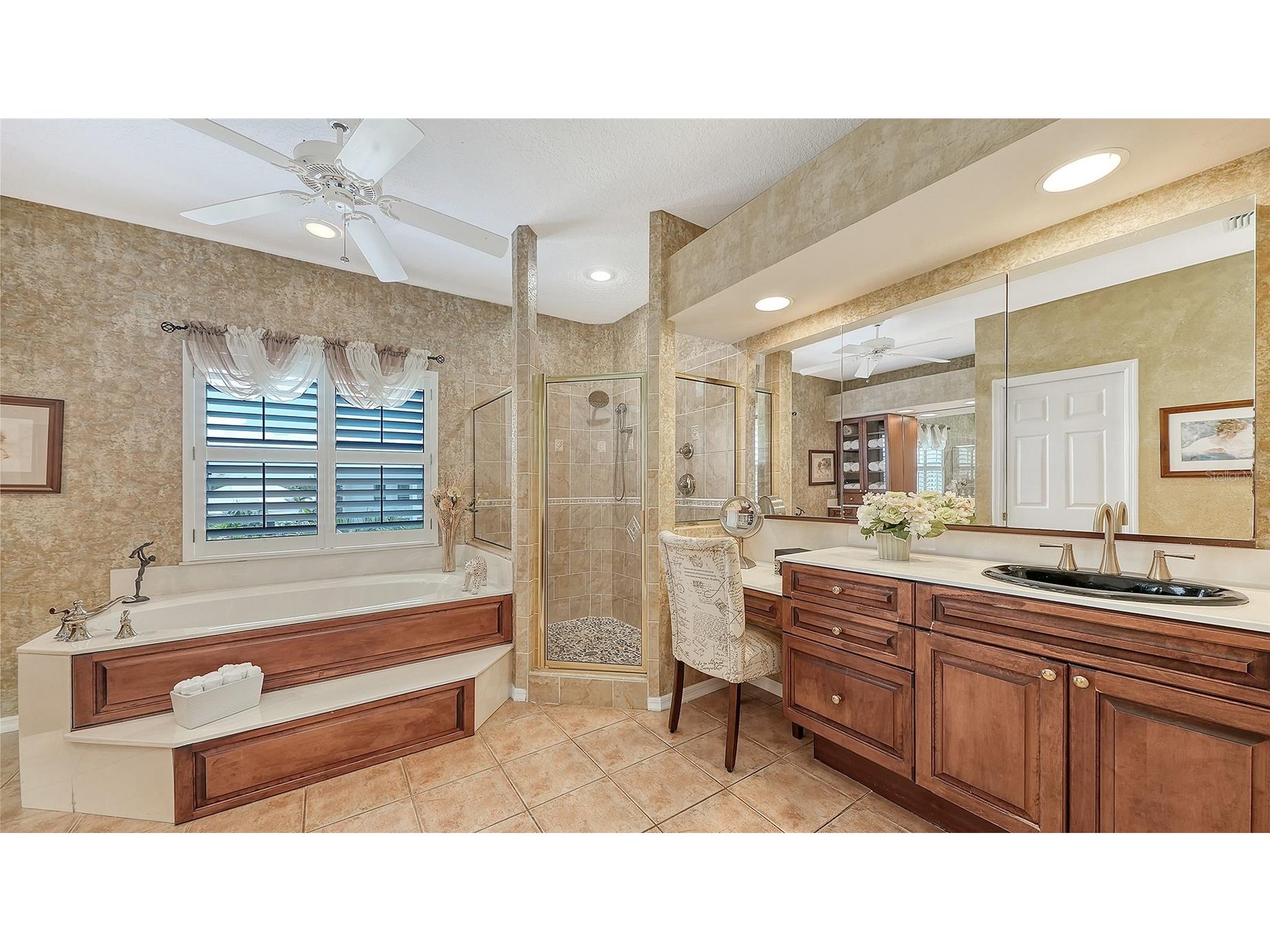 3040 Gulf Of Mexico Drive #3 Longboat Key FL 34228 A4692587 image43