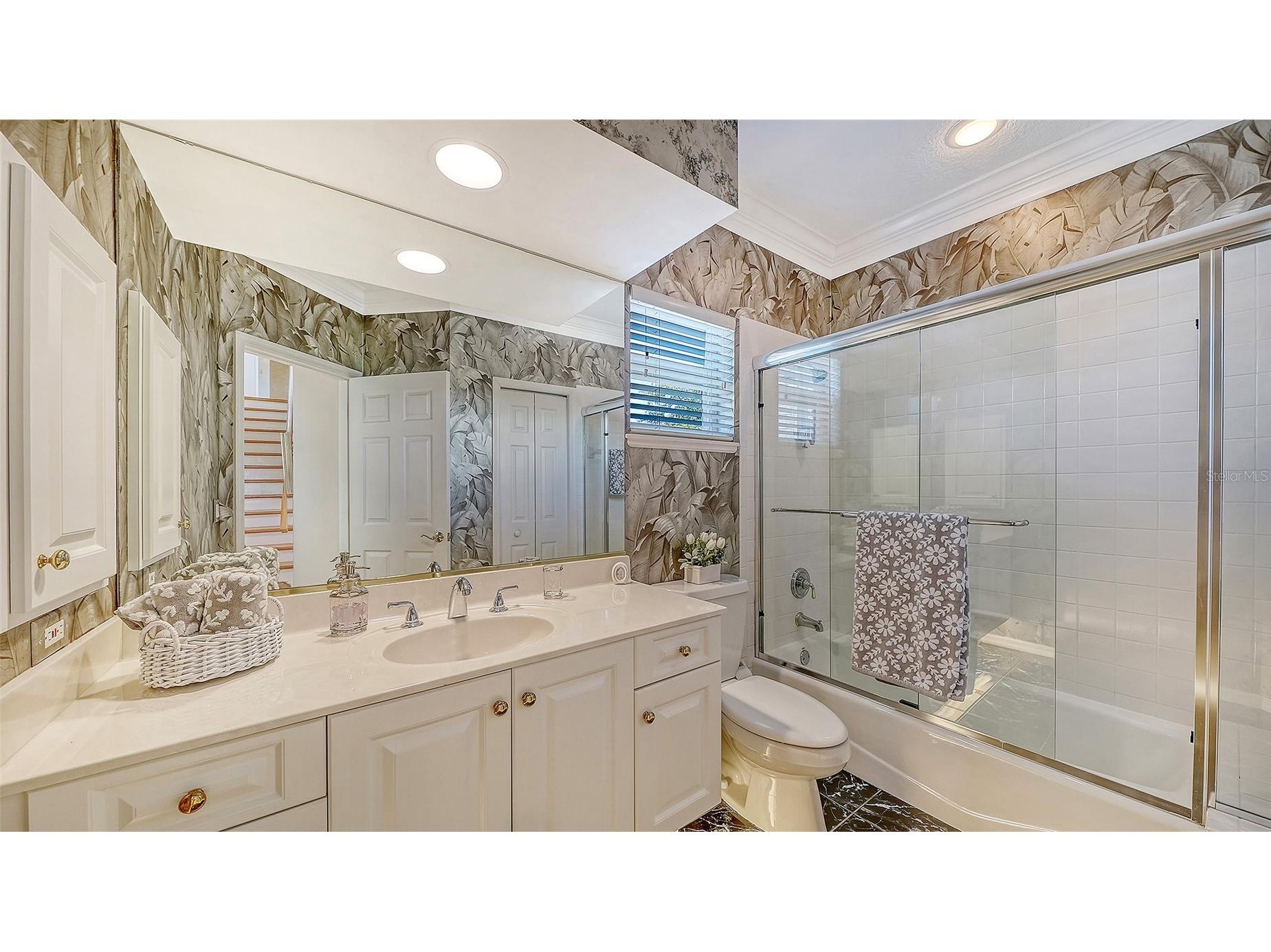 3040 Gulf Of Mexico Drive #3 Longboat Key FL 34228 A4692587 image53