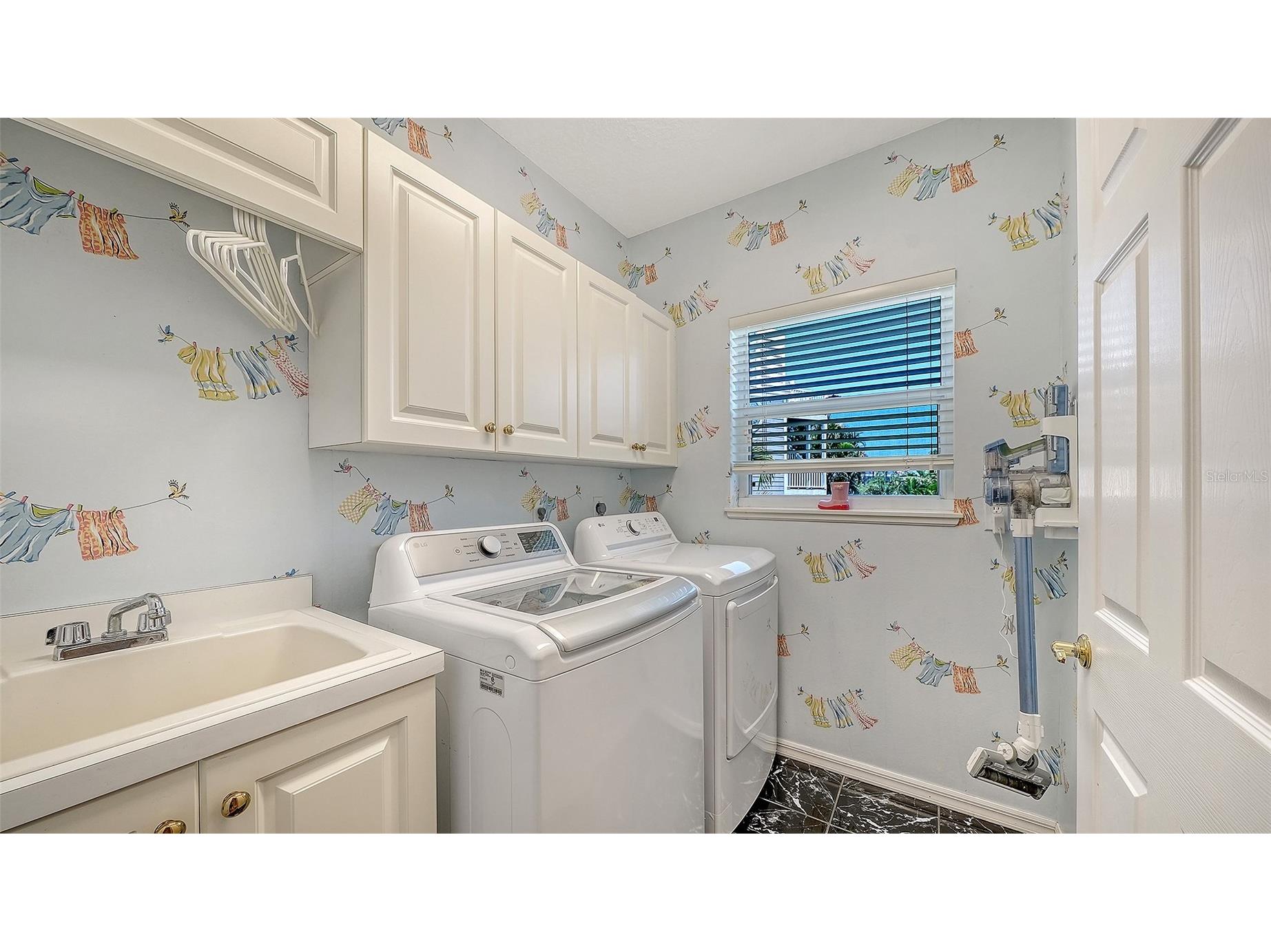 3040 Gulf Of Mexico Drive #3 Longboat Key FL 34228 A4692587 image54