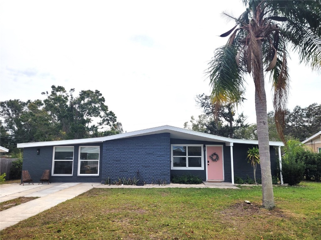 3040 Hatton Street Sarasota FL 34237 A4592337 image1