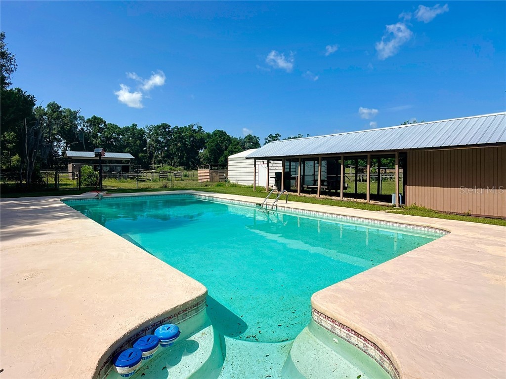 3040 NE 97th Street Road Anthony FL 32617 OM703266 image2