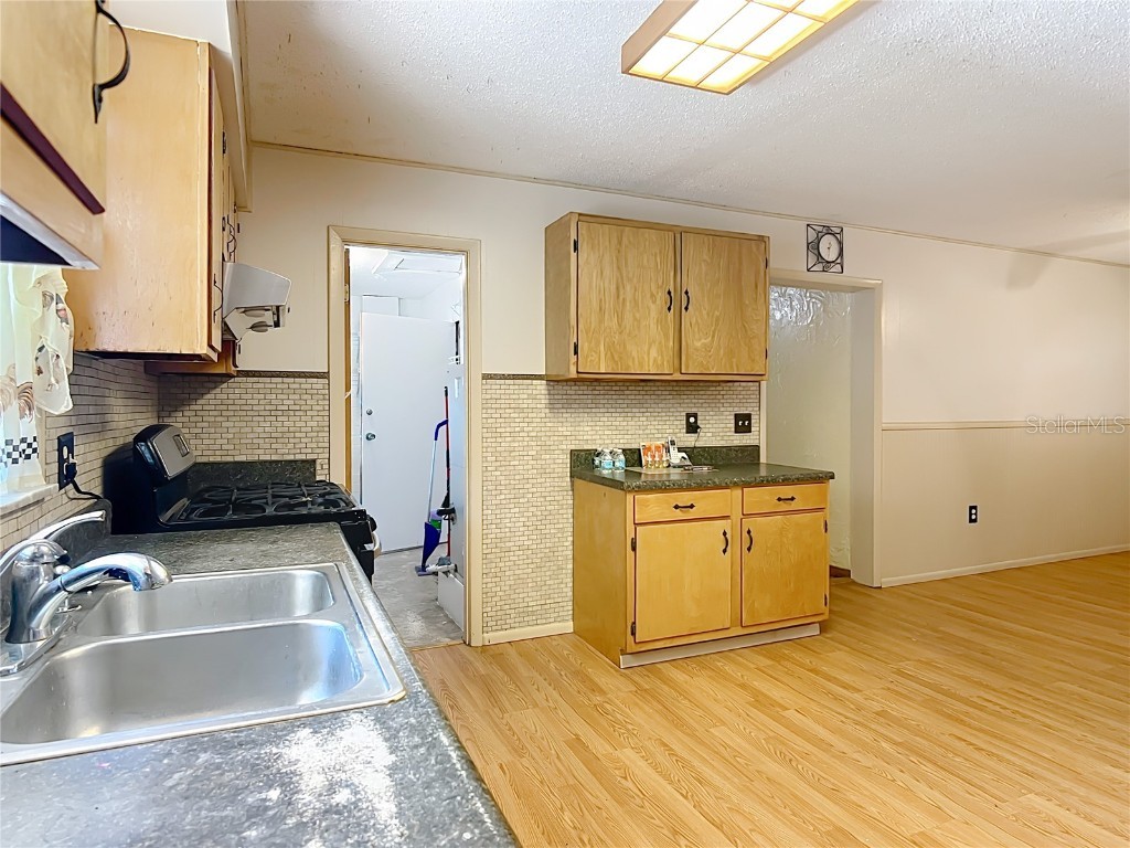 3040 NE 97th Street Road Anthony FL 32617 OM703266 image8