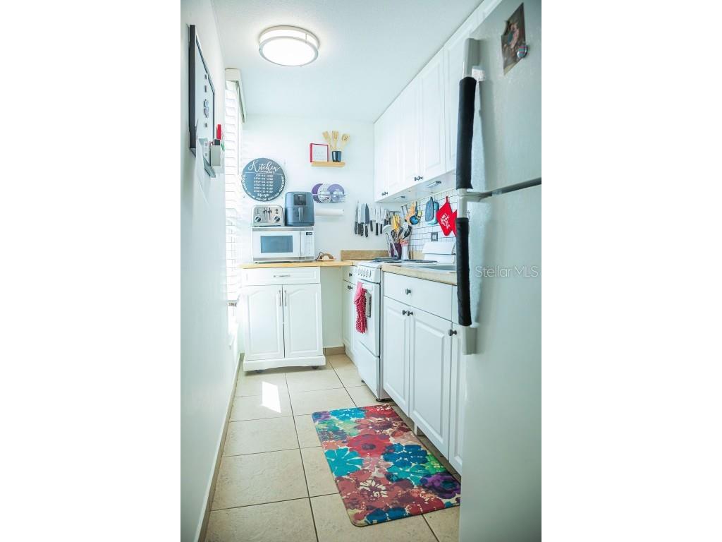 3041 Club Circle Lake Wales FL 33898 - WALK IN THE WATER K4902922 image11