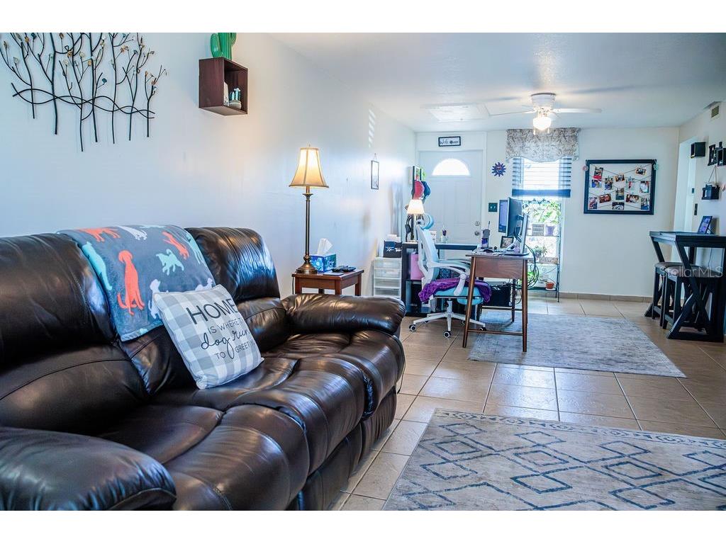 3041 Club Circle Lake Wales FL 33898 - WALK IN THE WATER K4902922 image8