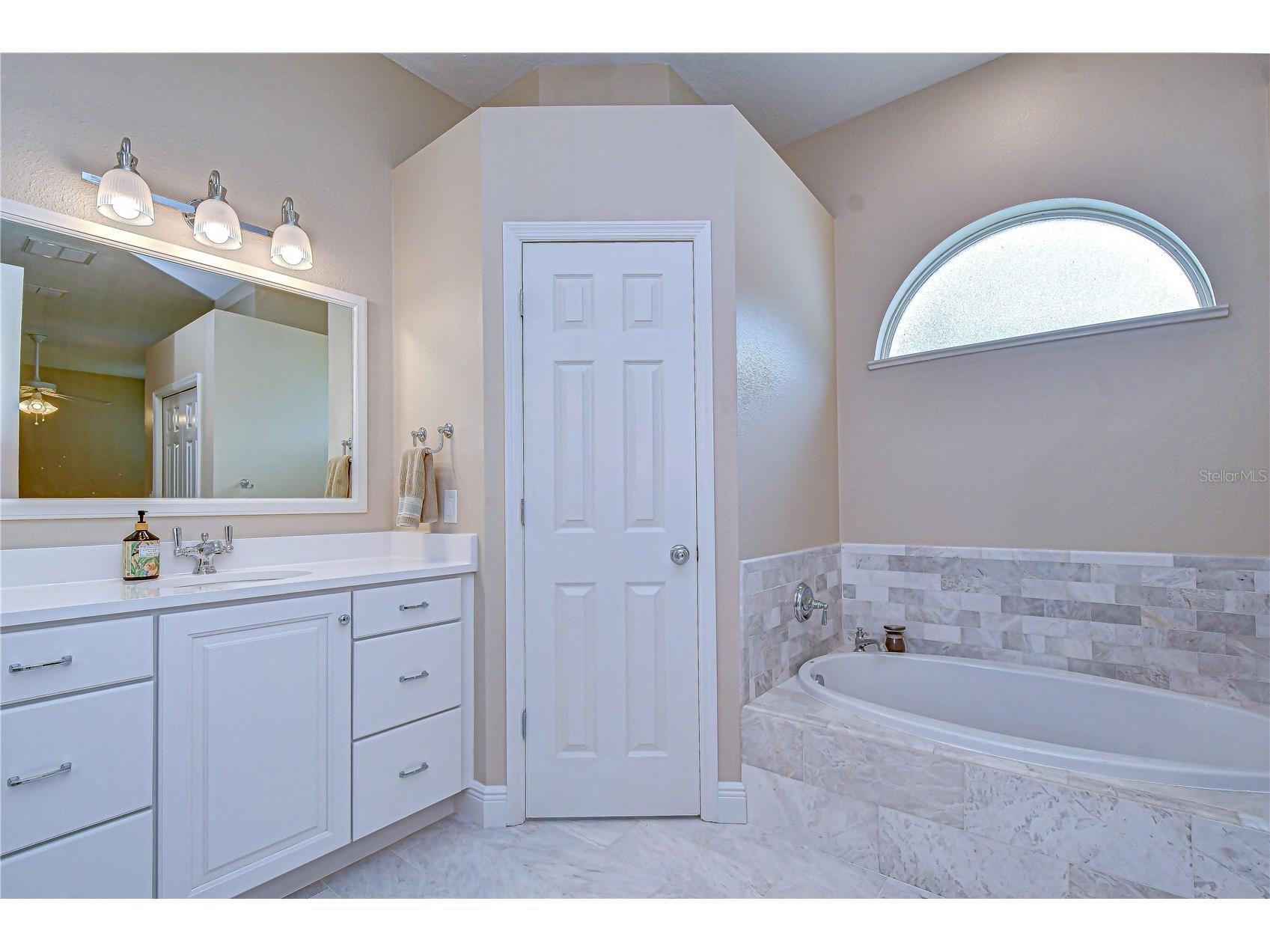 3041 Colonial Ridge Drive Brandon FL 33511 TB8494511 image21