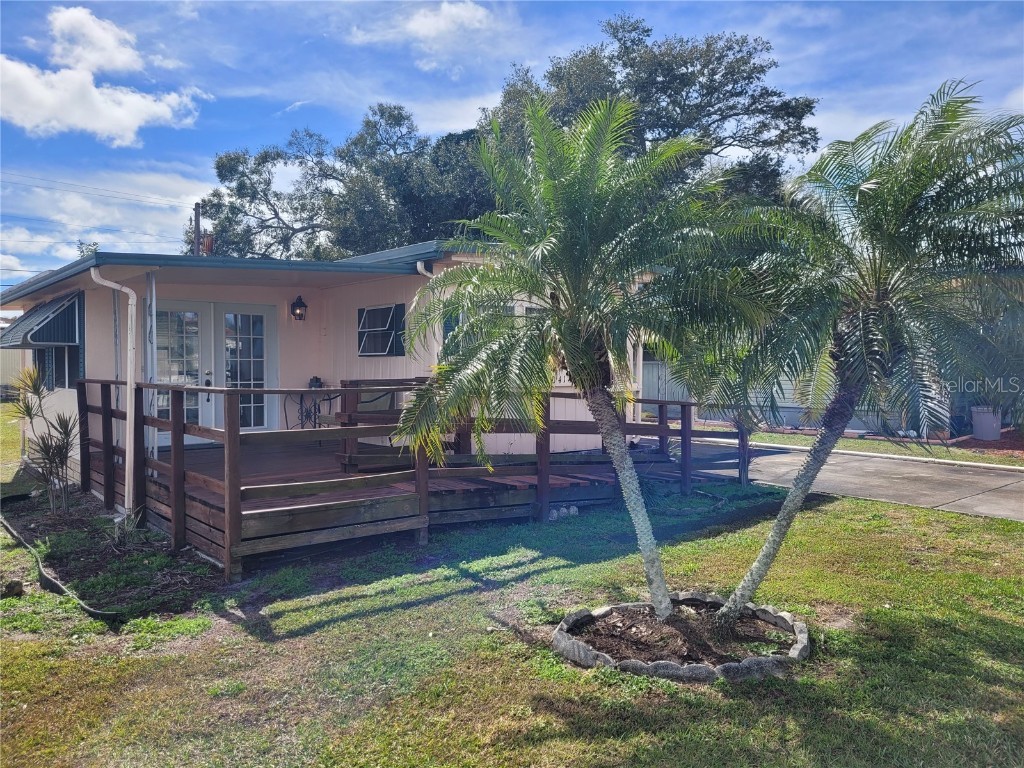3041 Dover Lane Lakeland FL 33801 - Blue Lake L4941954 image1