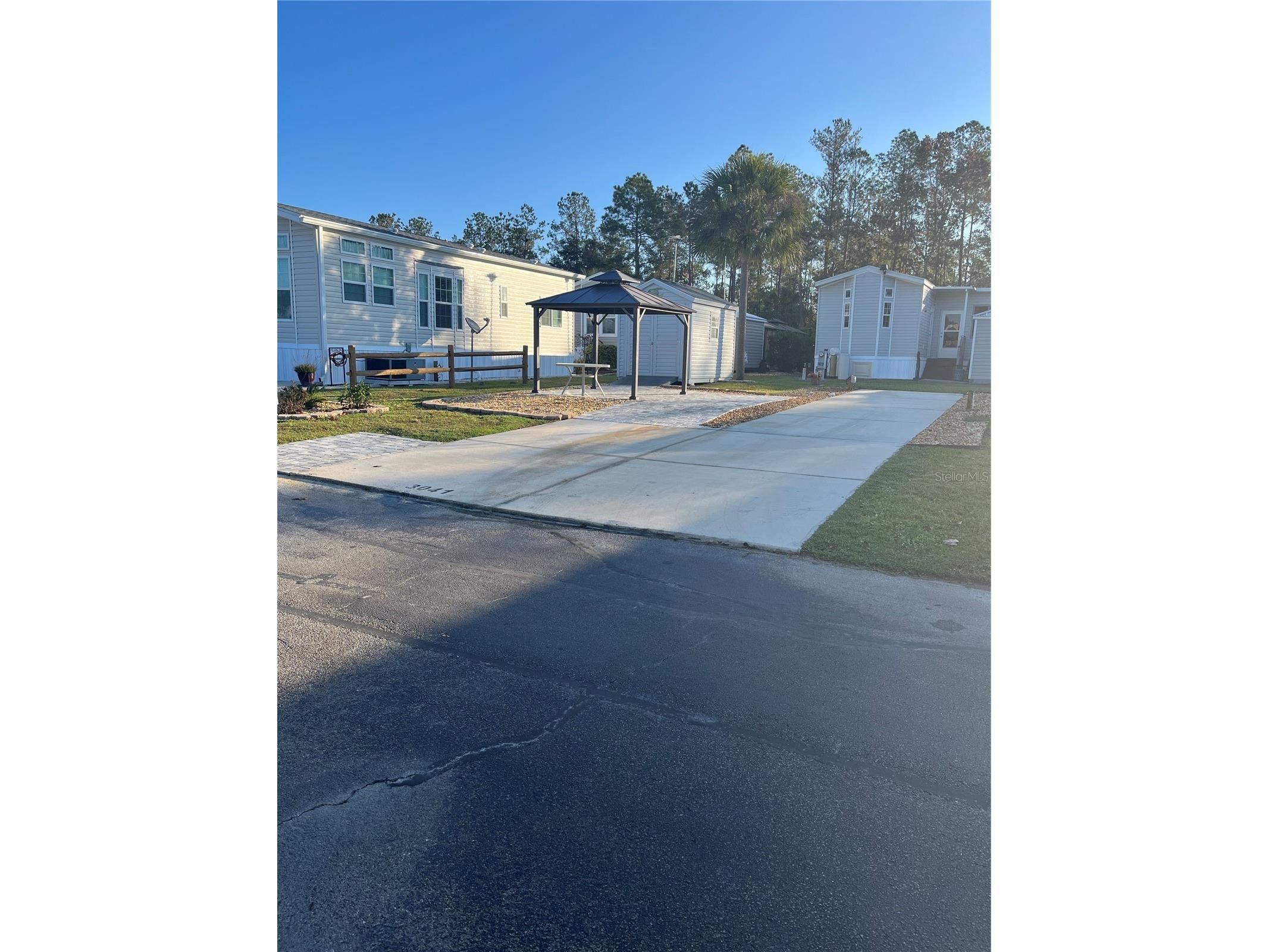 3041 NE 104th Avenue Silver Springs FL 34488 - OCKLAWAHA RIVER OM698422 image3