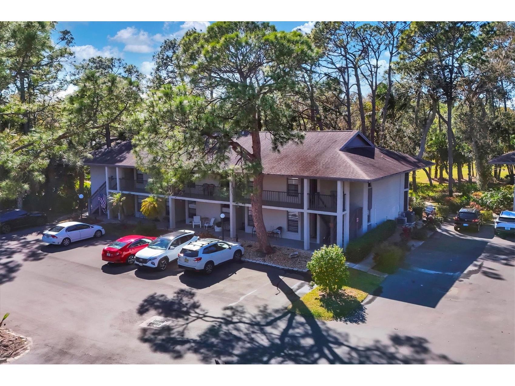 3041 Quail Hollow #27 Sarasota FL 34235 A4683616 image1