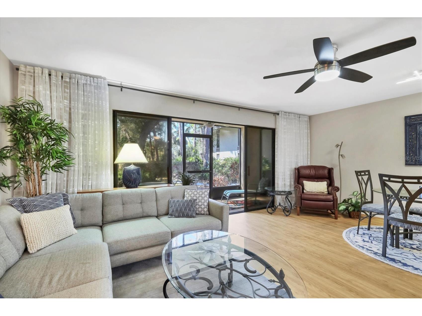 3041 Quail Hollow #27 Sarasota FL 34235 A4683616 image10