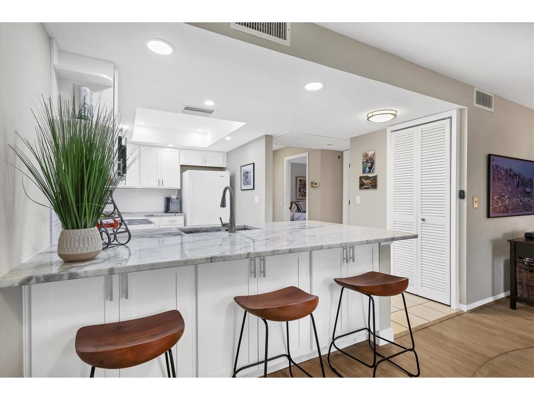 3041 Quail Hollow #27 Sarasota FL 34235 A4683616 image18