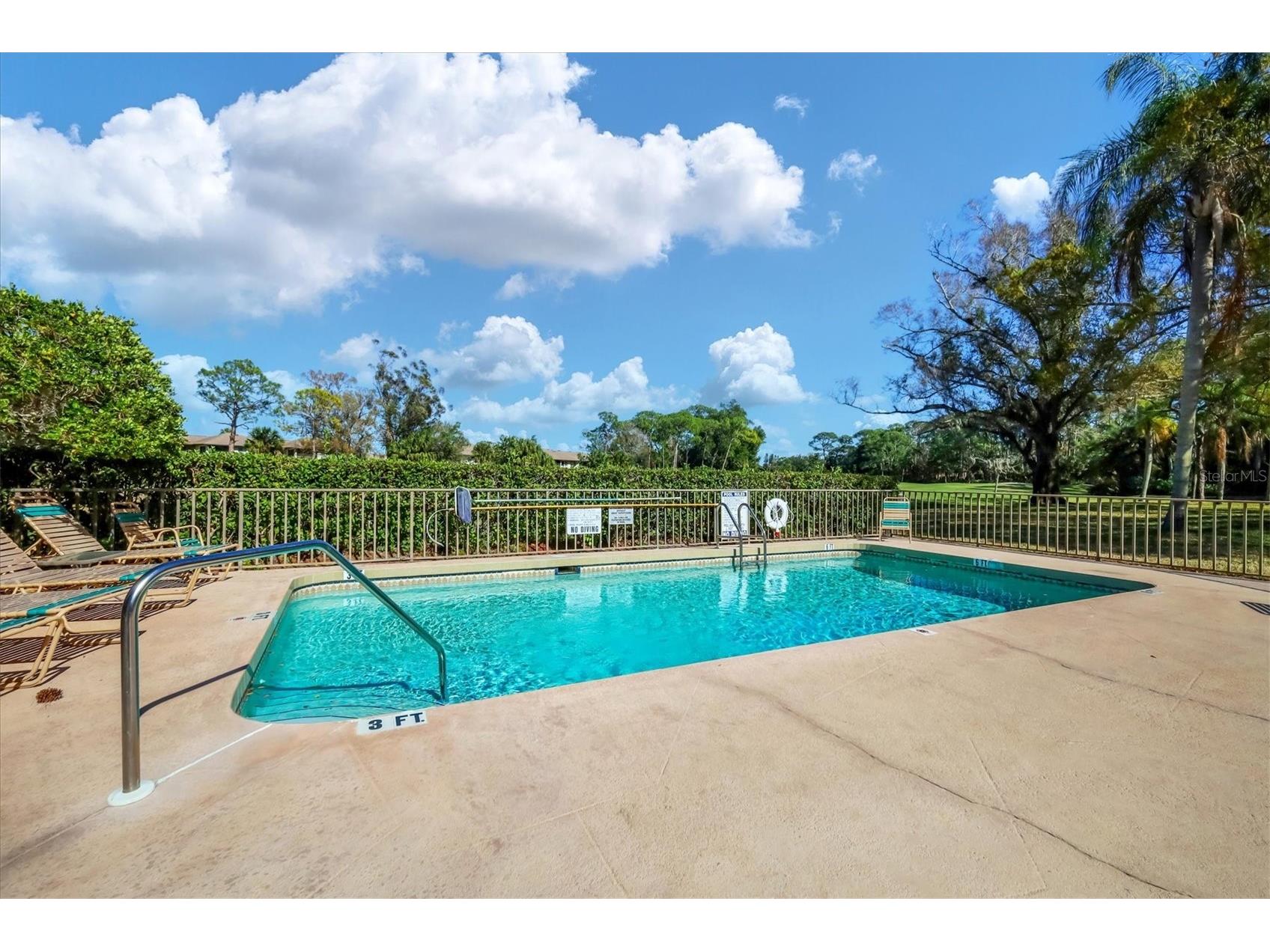 3041 Quail Hollow #27 Sarasota FL 34235 A4683616 image35