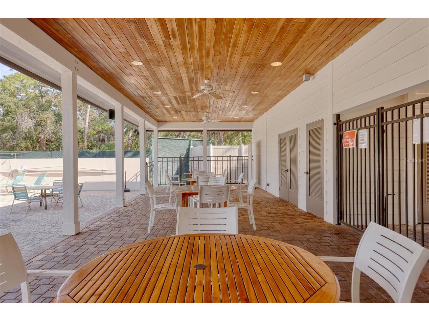 3041 Quail Hollow #27 Sarasota FL 34235 A4683616 image51
