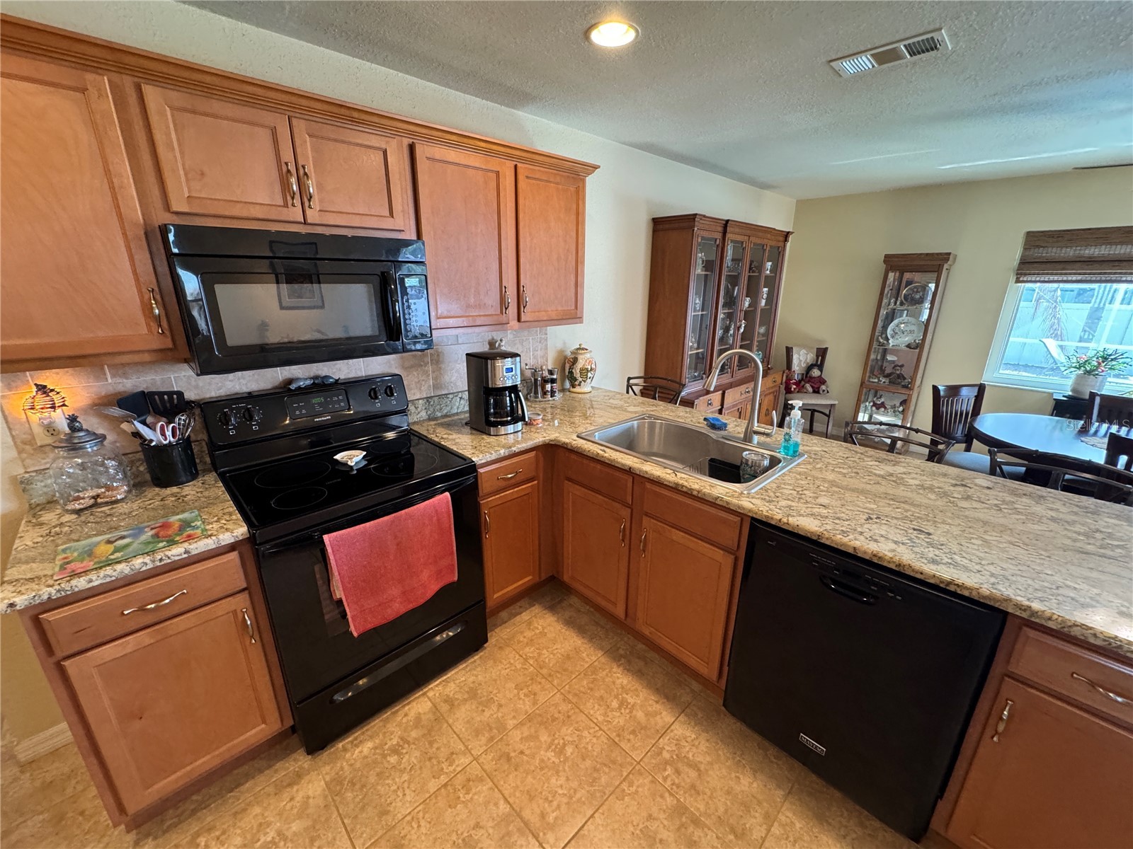 3042 Aldoro Avenue Spring Hill FL 34609 W7883639 image8