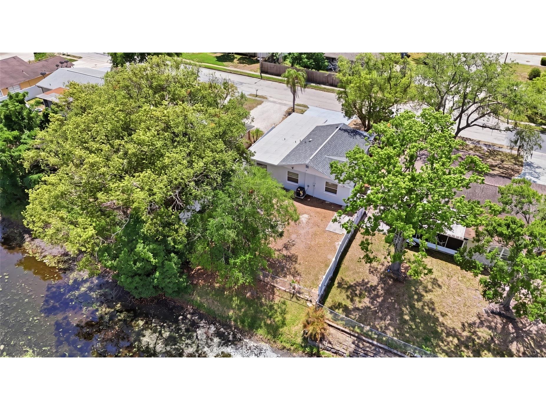 3042 Bahia Avenue Holiday FL 34690 TB8504500 image32