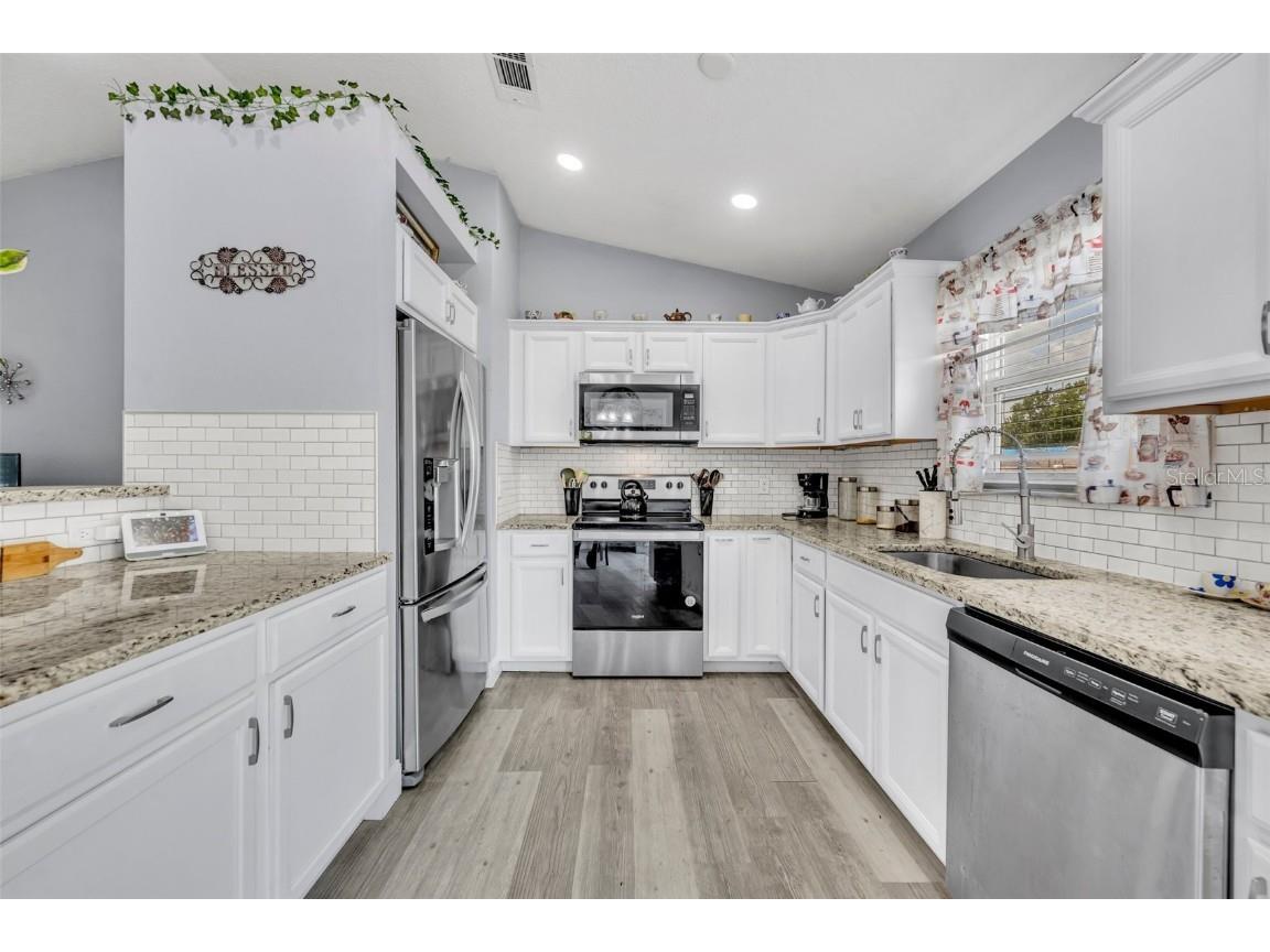 3043 Mapleshade Street Deltona FL 32738 O6317465 image13