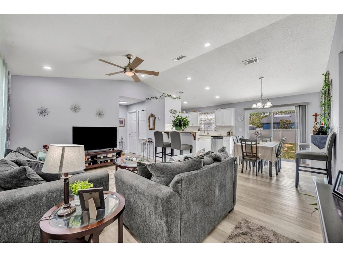 3043 Mapleshade Street Deltona FL 32738 O6317465 image3