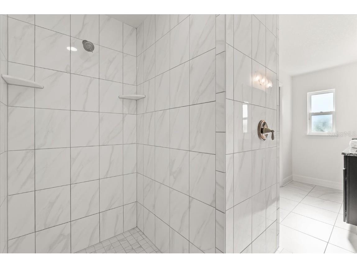 30433 Island Club Drive Tavares FL 32778 G5104742 image11