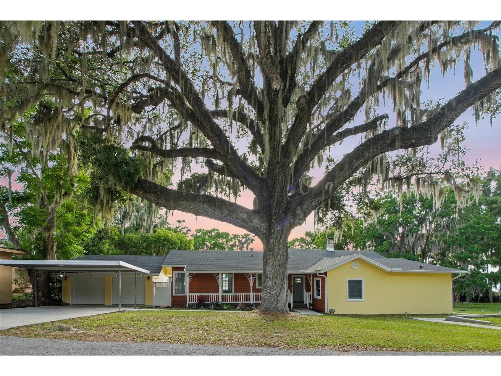30437 Orange Drive Leesburg FL 34748 - LAKE HARRIS G5110964 image1