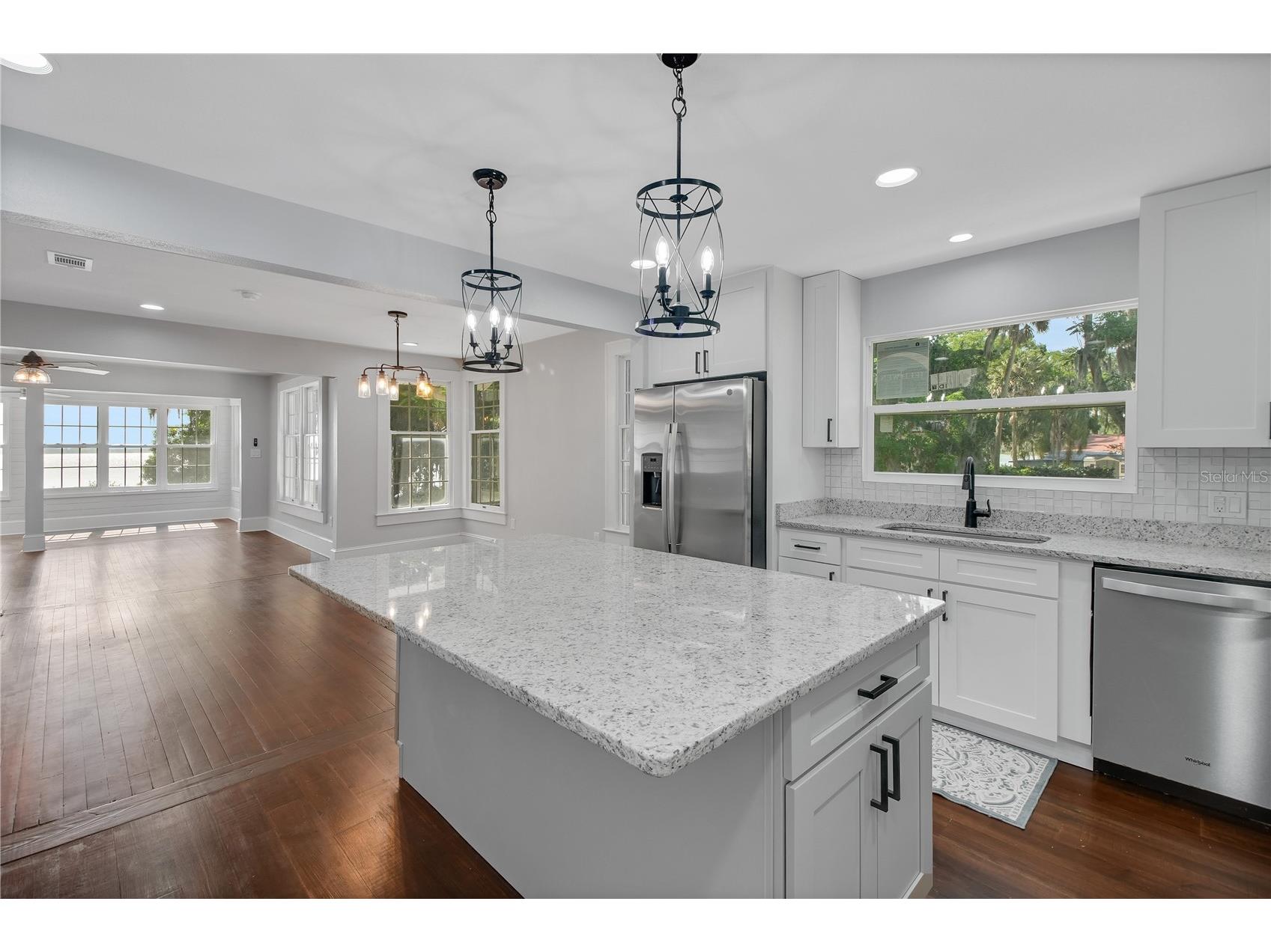 30437 Orange Drive Leesburg FL 34748 - LAKE HARRIS G5110964 image17