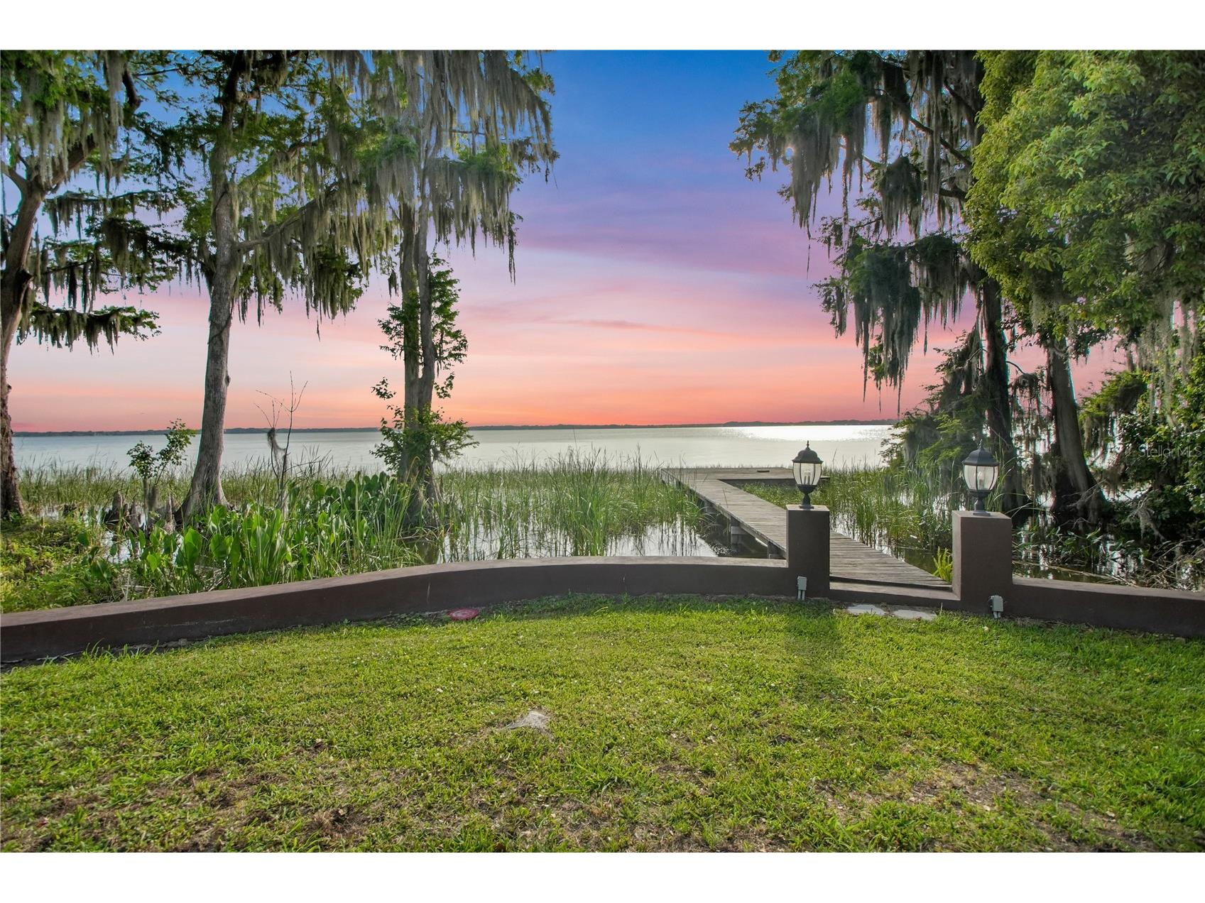 30437 Orange Drive Leesburg FL 34748 - LAKE HARRIS G5110964 image3