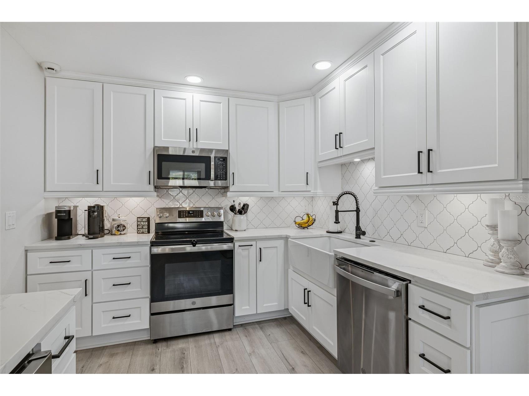 3044 55th Street N Saint Petersburg FL 33710 TB8512080 image10