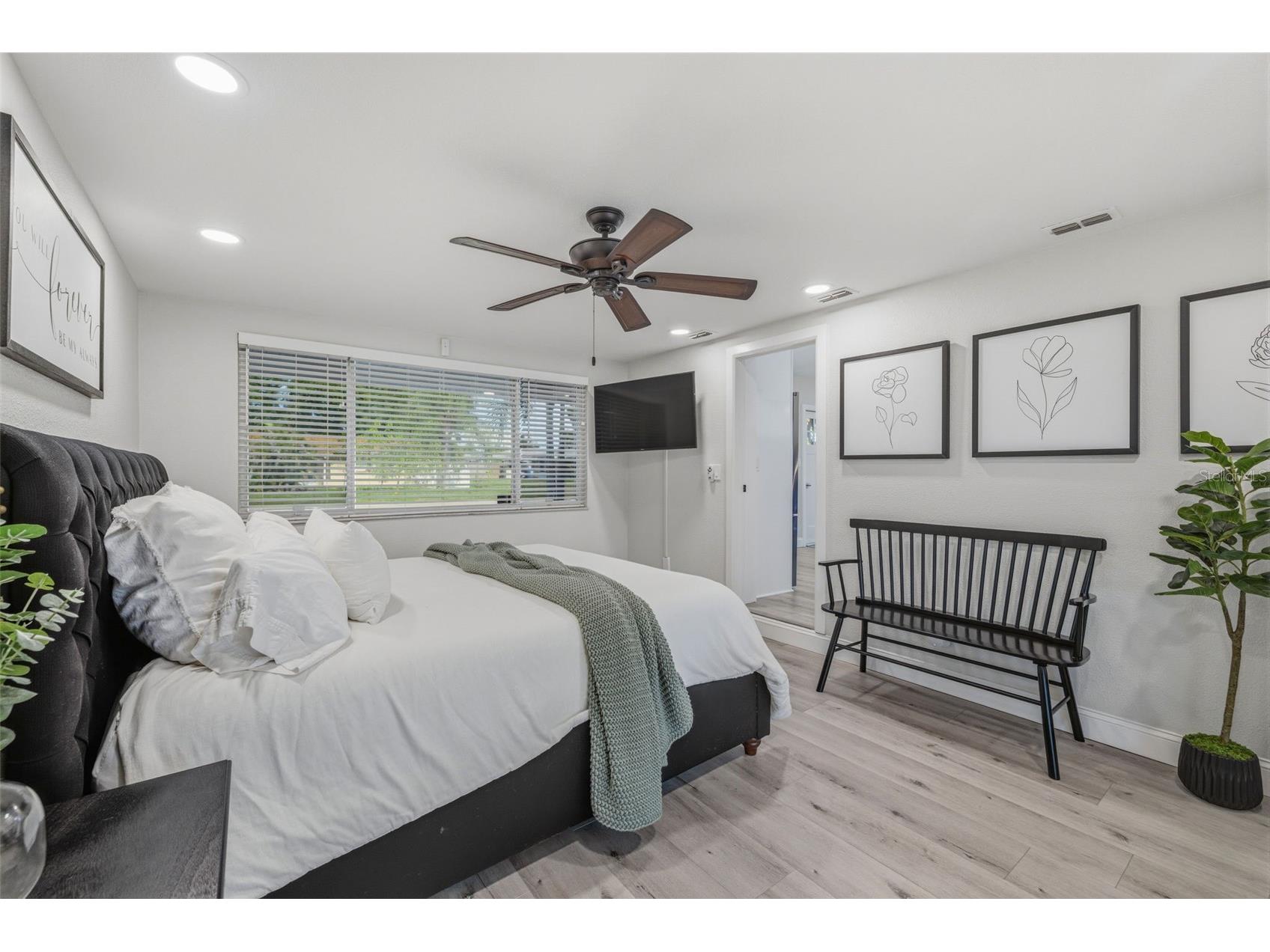 3044 55th Street N Saint Petersburg FL 33710 TB8512080 image15