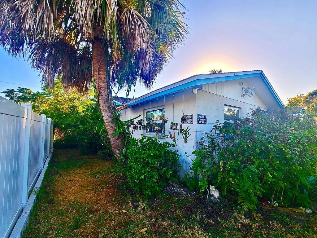 3044 Eden Mills Drive Sarasota FL 34237 O6158881 image1