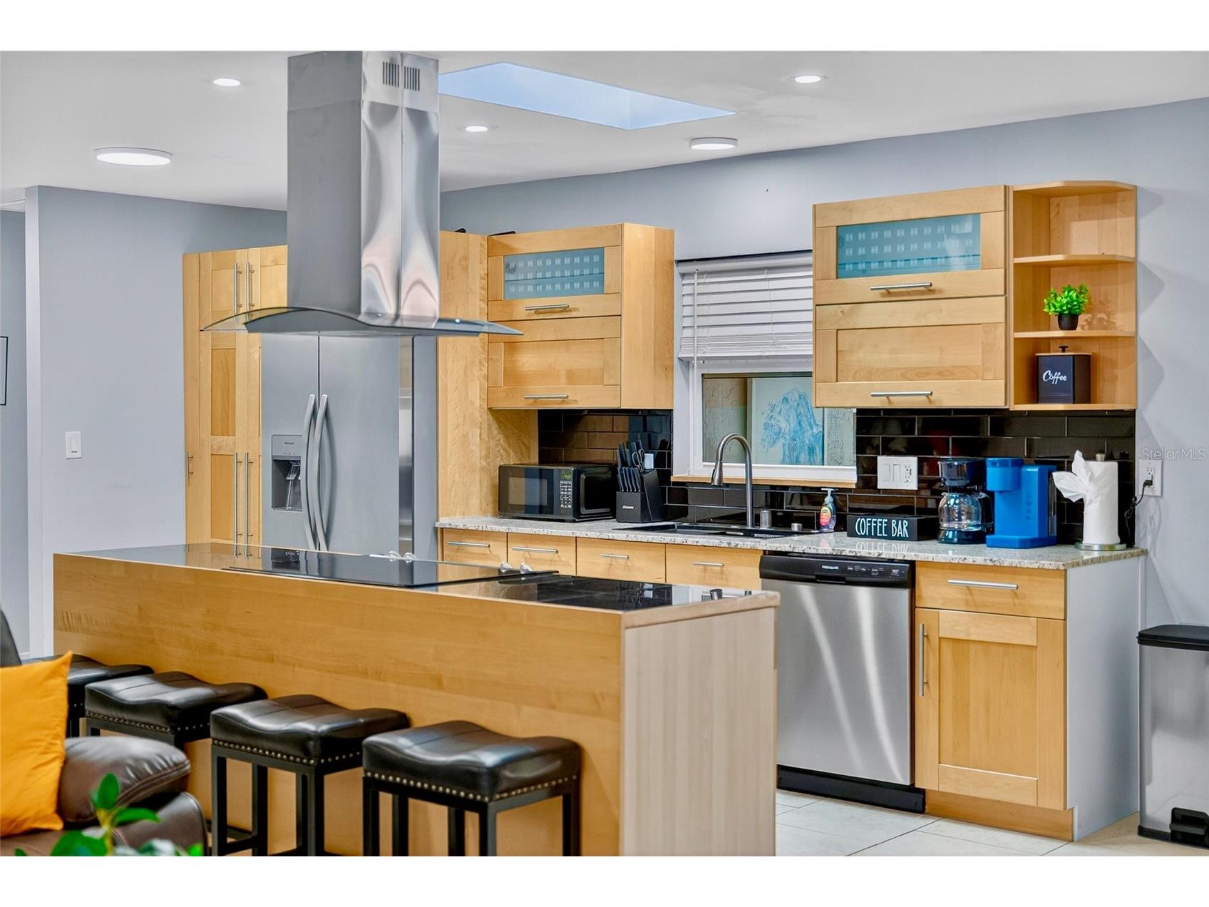 3044 Golden Rain Drive Sarasota FL 34232 A4697985 image10