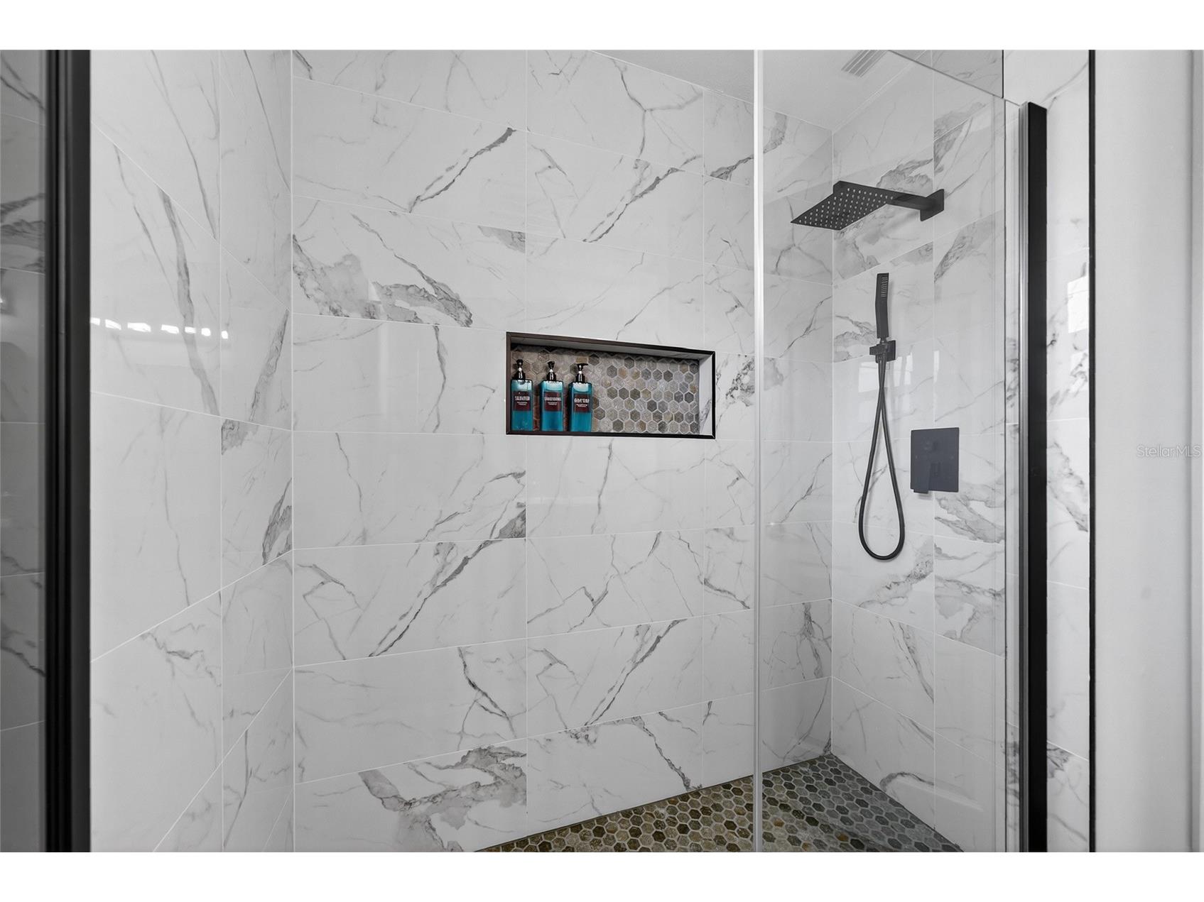 3044 Golden Rain Drive Sarasota FL 34232 A4697985 image23