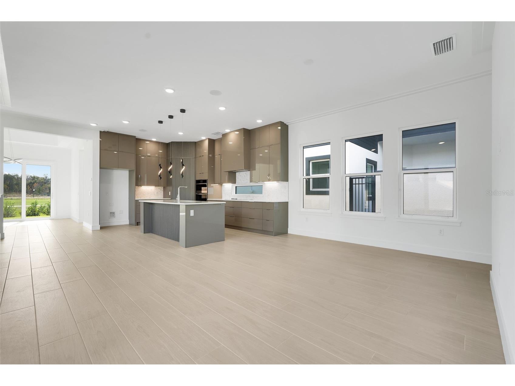 3044 Kensington Avenue Davenport FL 33837 O6378045 image24