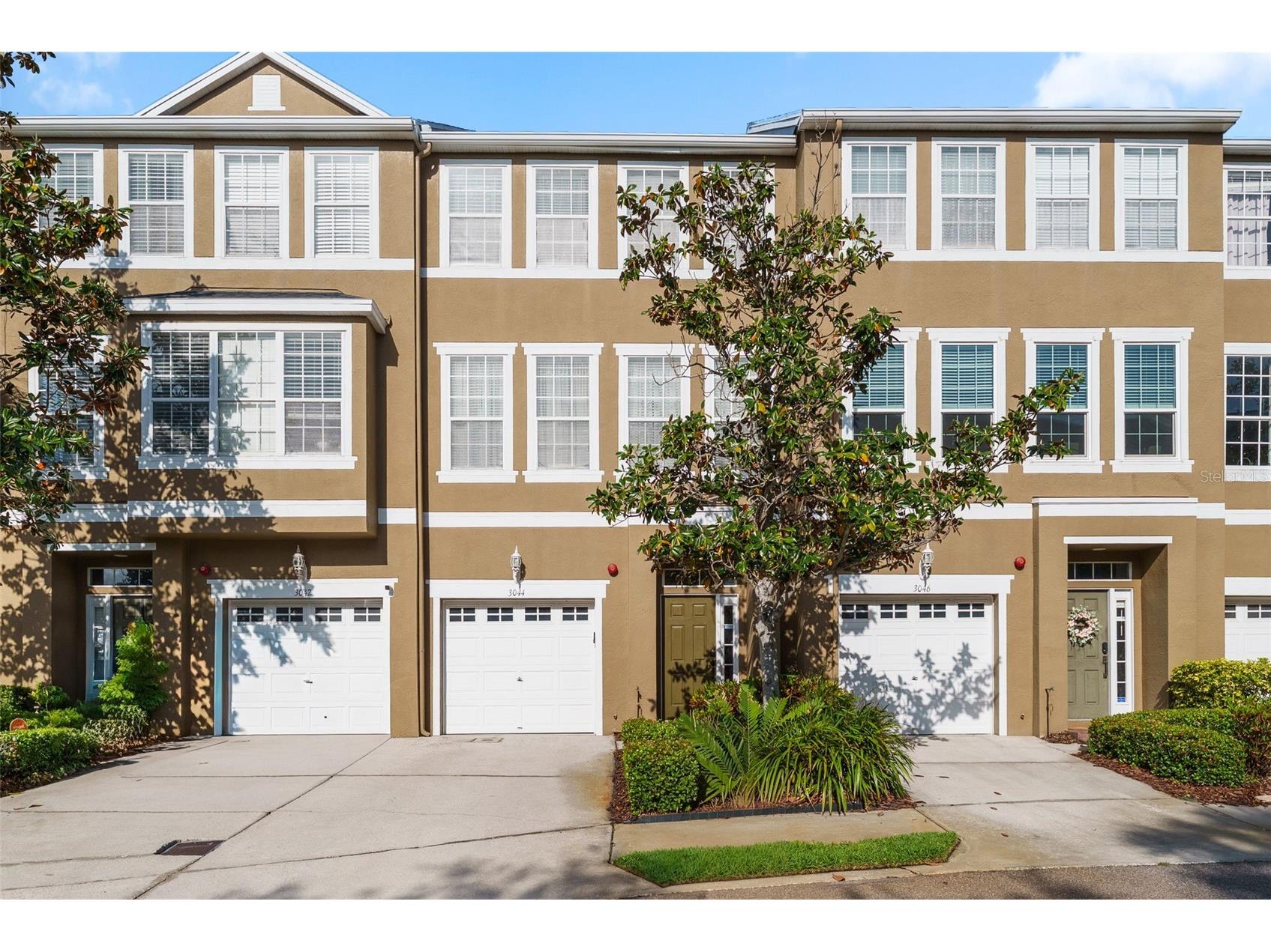 3044 Pointeview Drive Tampa FL 33611 TB8494629 image1