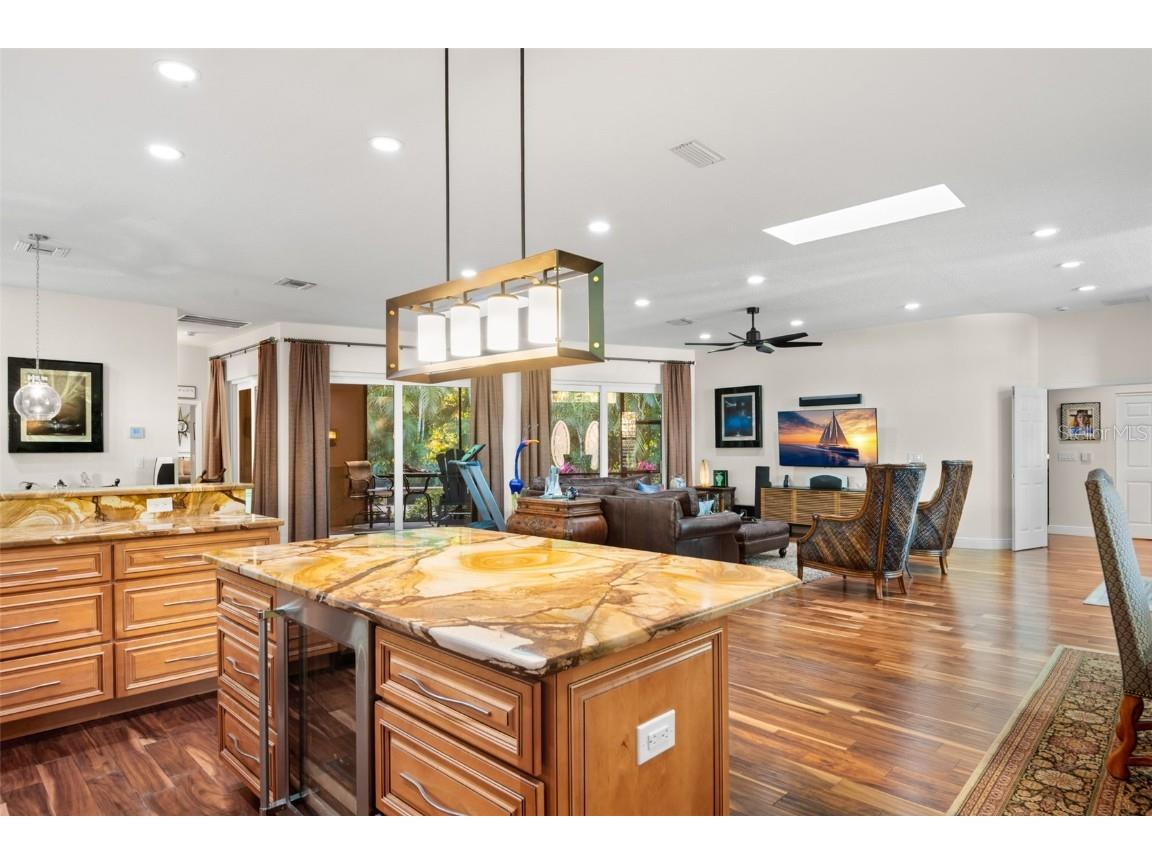 3045 Crest Drive Clearwater FL 33759 TB8444803 image17