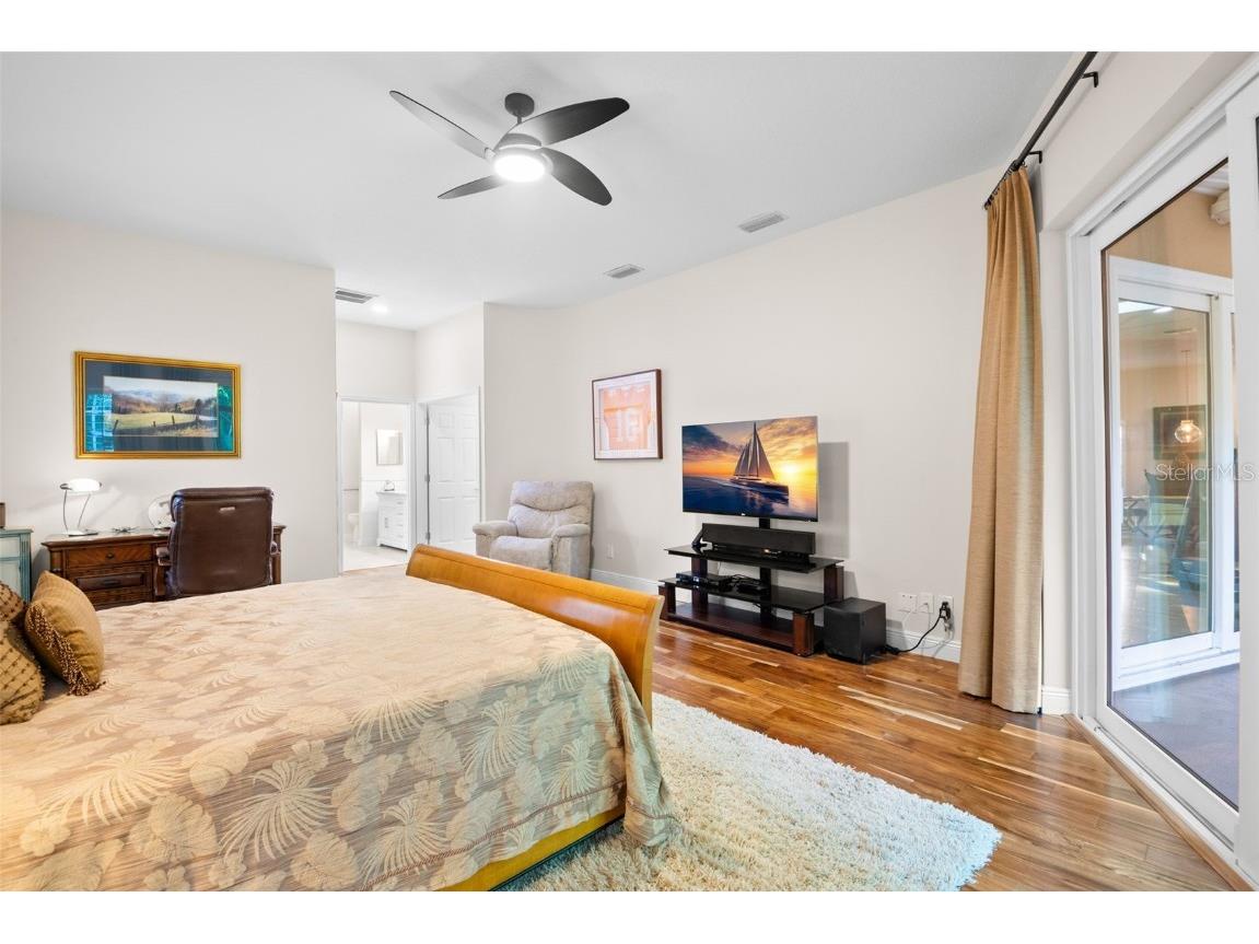 3045 Crest Drive Clearwater FL 33759 TB8444803 image27