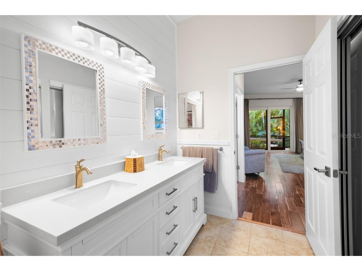 3045 Crest Drive Clearwater FL 33759 TB8444803 image33