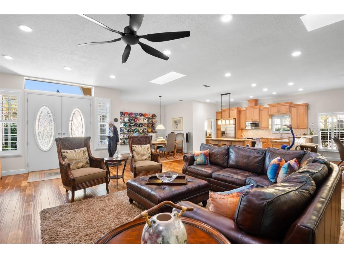 3045 Crest Drive Clearwater FL 33759 TB8444803 image6