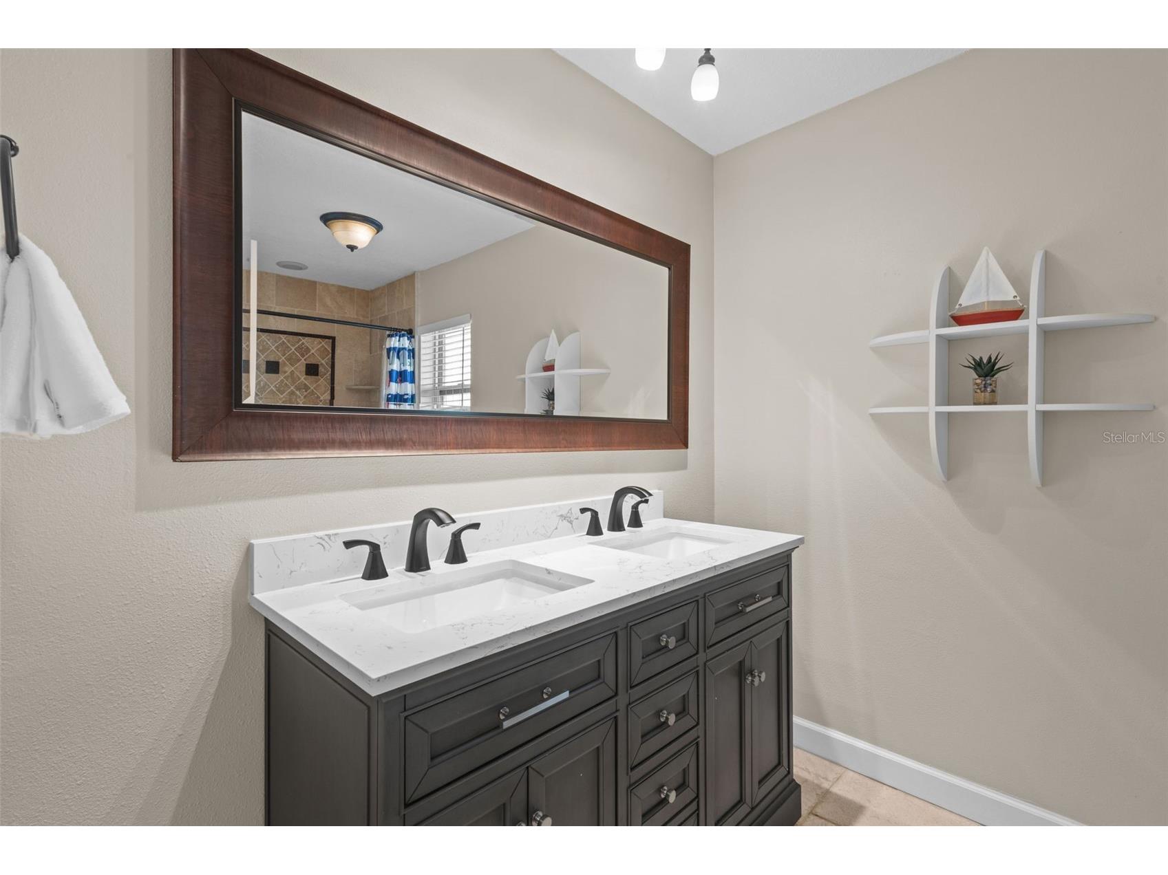 3046 Oak Cove Drive Clearwater FL 33759 TB8517326 image16