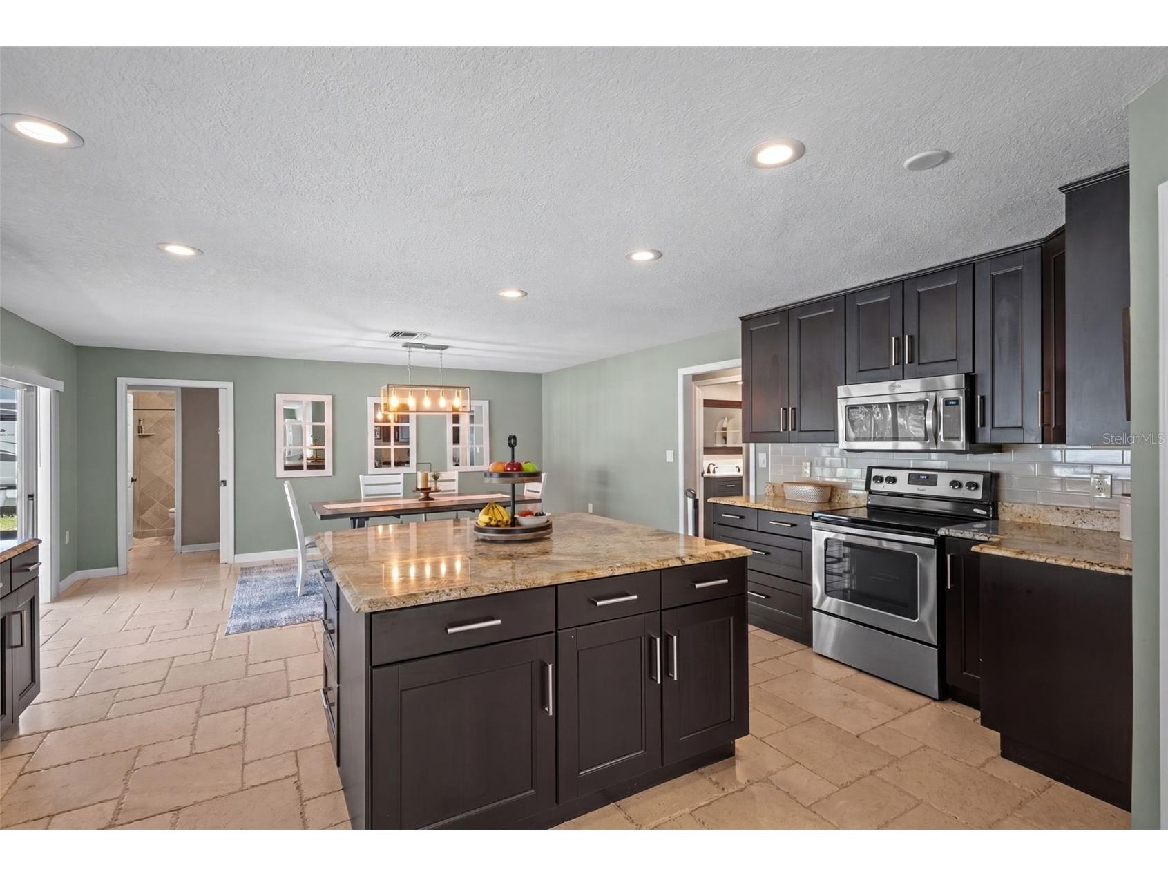 3046 Oak Cove Drive Clearwater FL 33759 TB8517326 image6