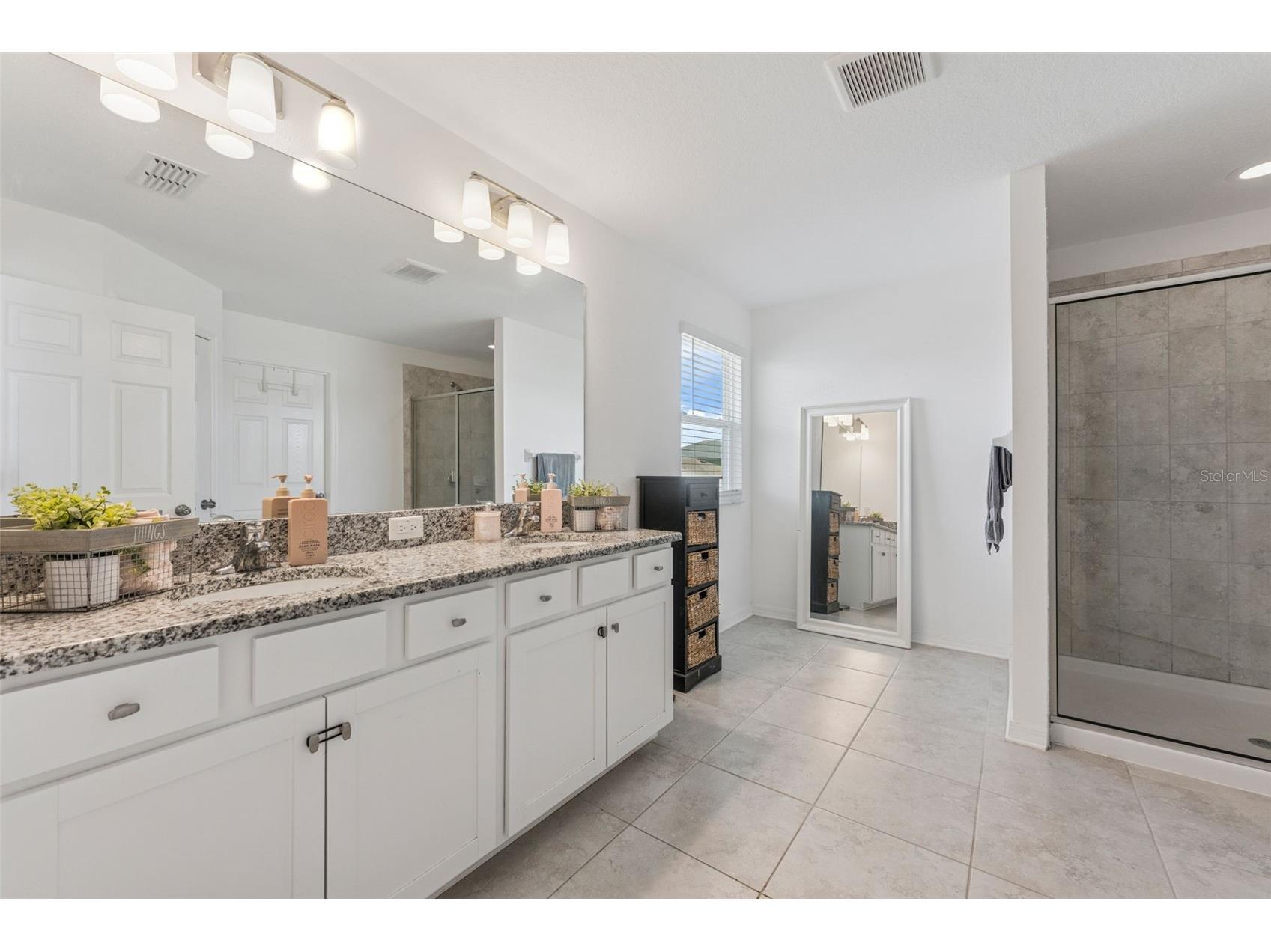 3047 Adams Cross Drive Zephyrhills FL 33540 TB8527623 image19