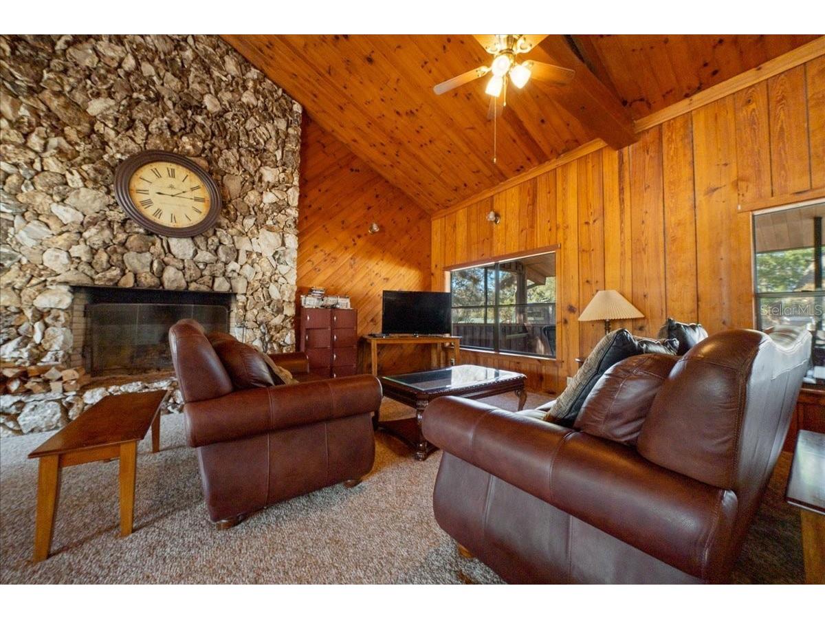 3047 NE 102nd Avenue Road Silver Springs FL 34488 - OCKLAWAHA RIVER OM718597 image28