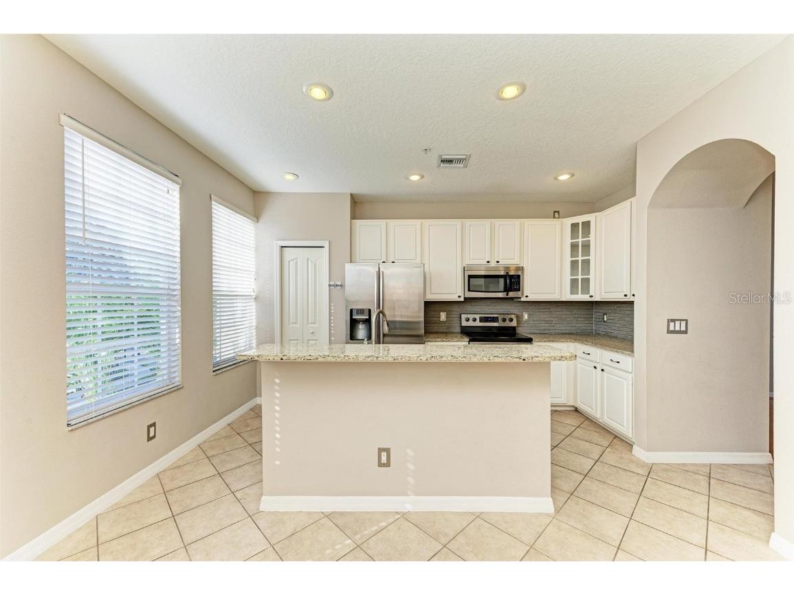 3047 Pointeview Drive Tampa FL 33611 - HILLSBOROUGH BAY TB8417493 image8