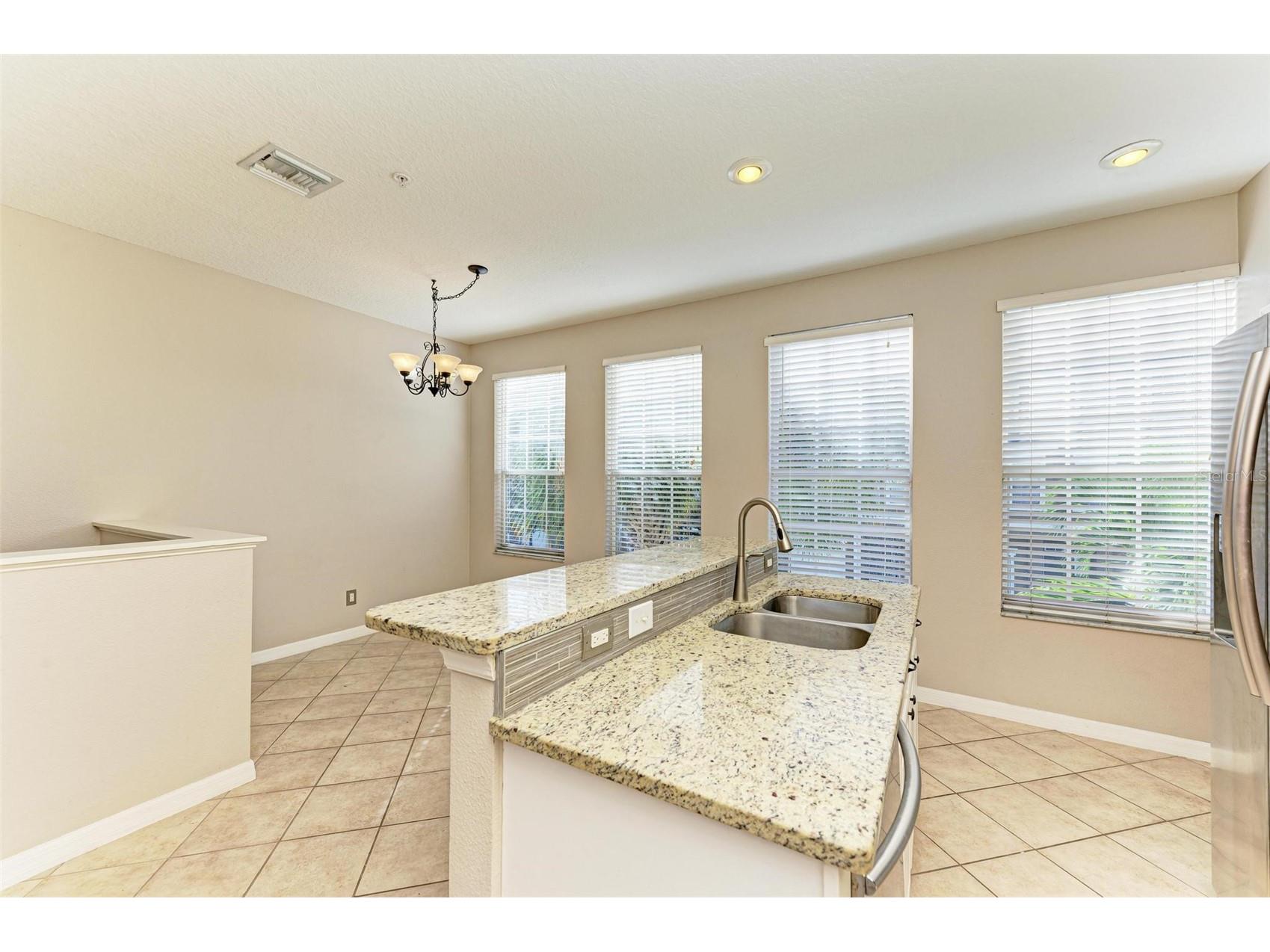 3047 Pointeview Drive Tampa FL 33611 TB8498644 image11
