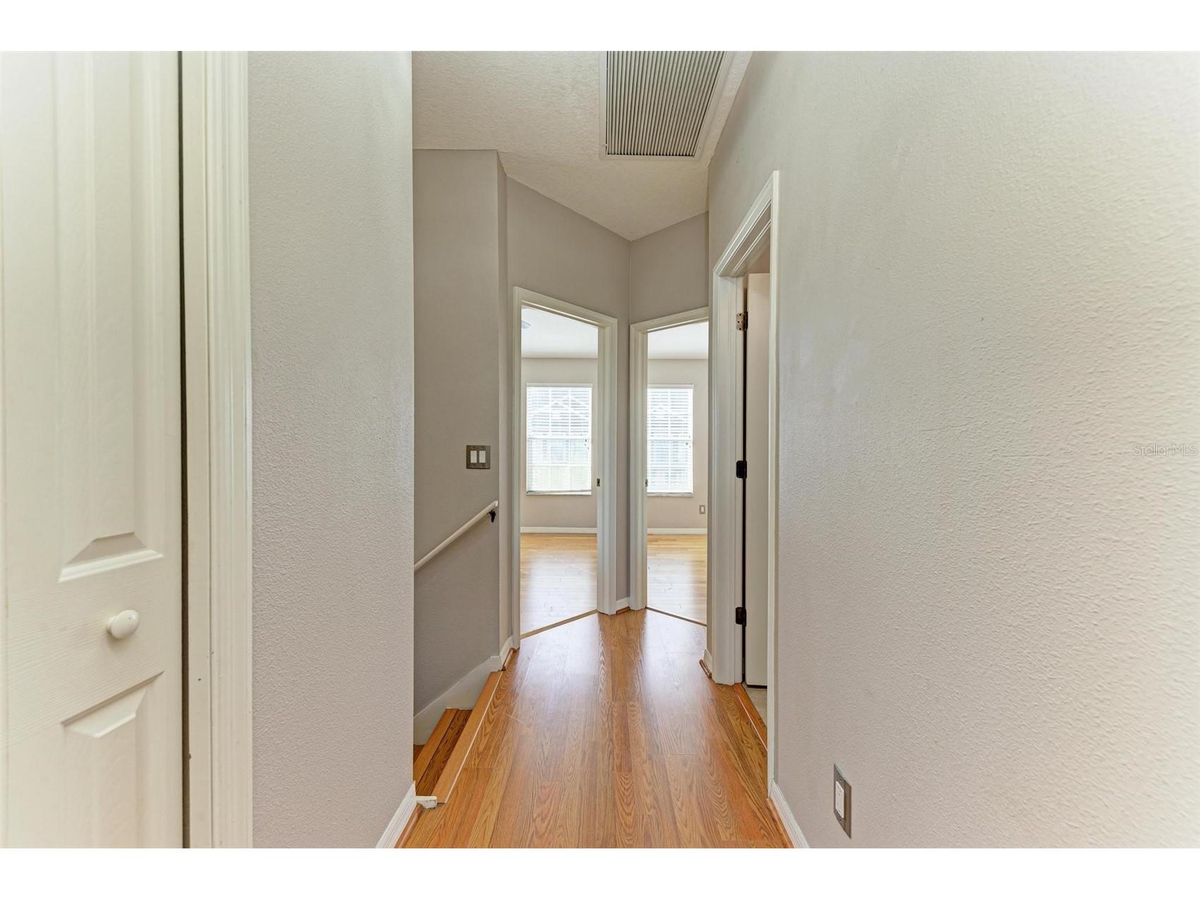 3047 Pointeview Drive Tampa FL 33611 TB8498644 image26
