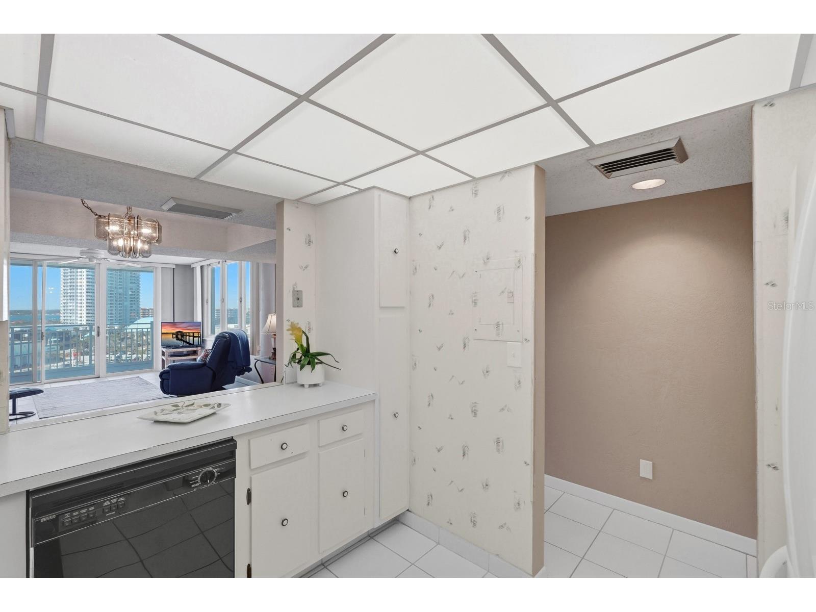 3047 S Atlantic Avenue #706 Daytona Beach Shores FL 32118 - HALIFAX RIVER/ATLANTIC OCEAN V4947196 image12