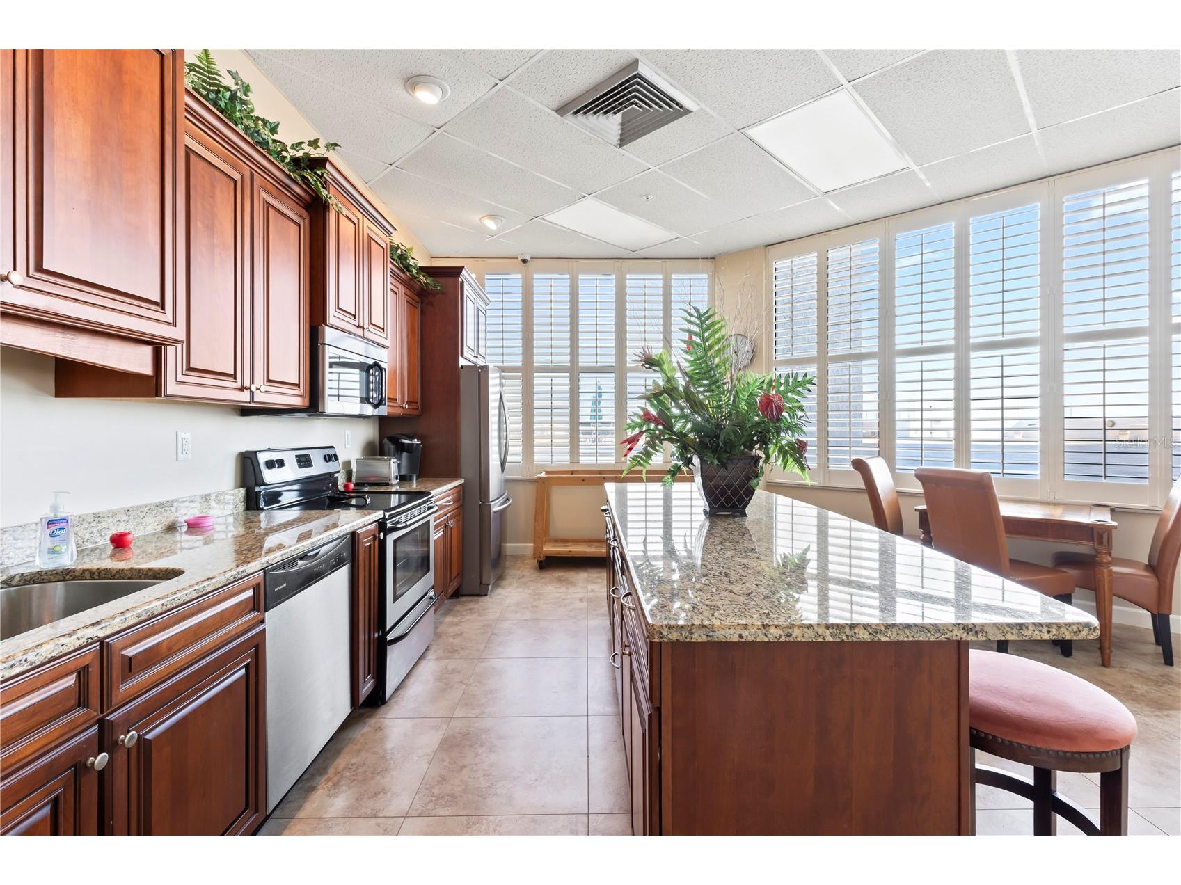 3047 S Atlantic Avenue #706 Daytona Beach Shores FL 32118 - HALIFAX RIVER/ATLANTIC OCEAN V4947196 image36