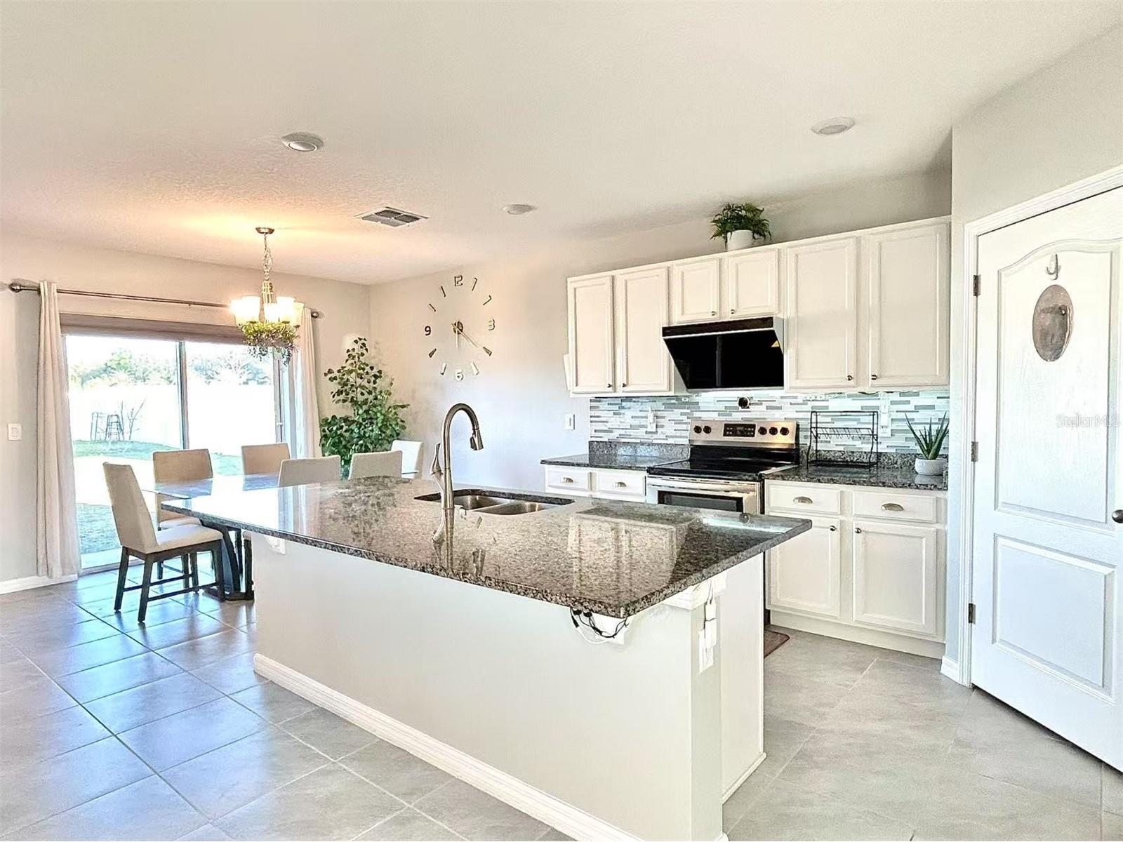 3048 Bethpage Loop Mount Dora FL 32757 G5109256 image2