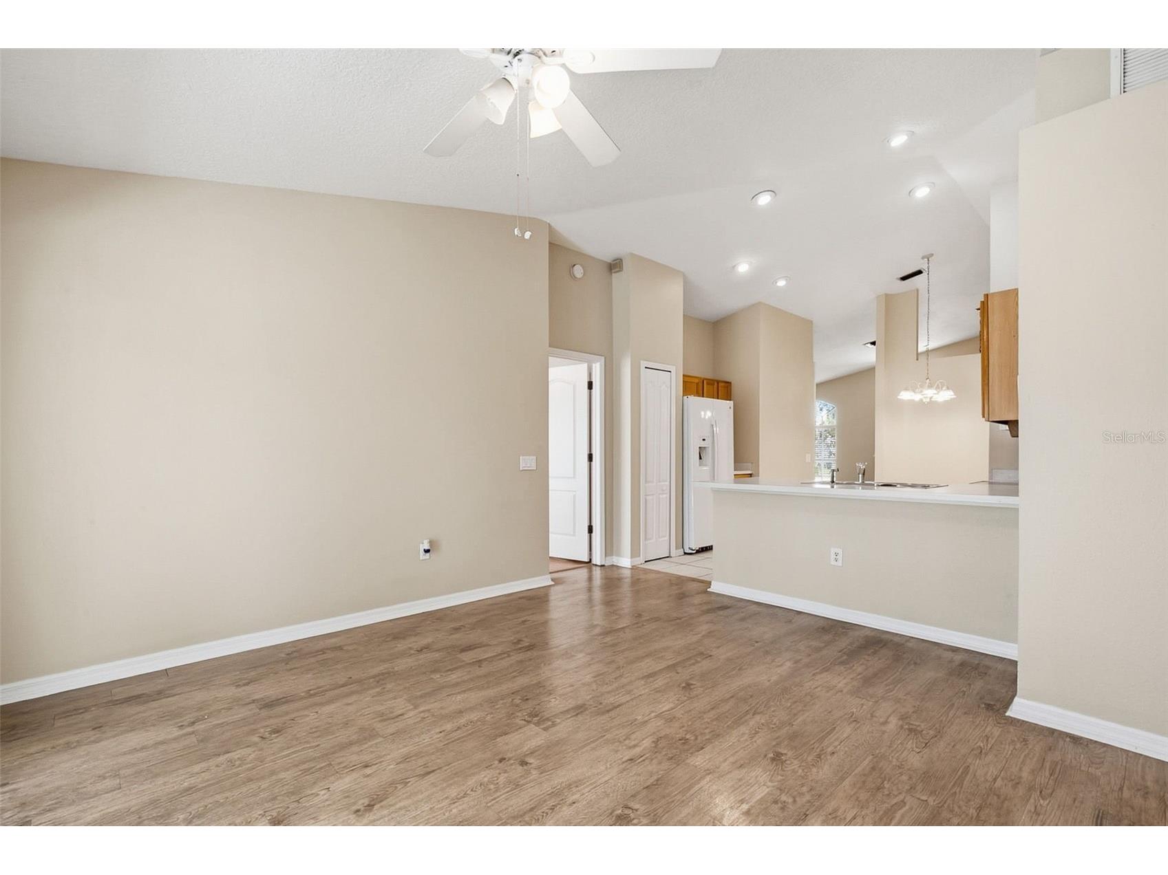 3049 Castle Rock Circle Land O Lakes FL 34639 O6399850 image16