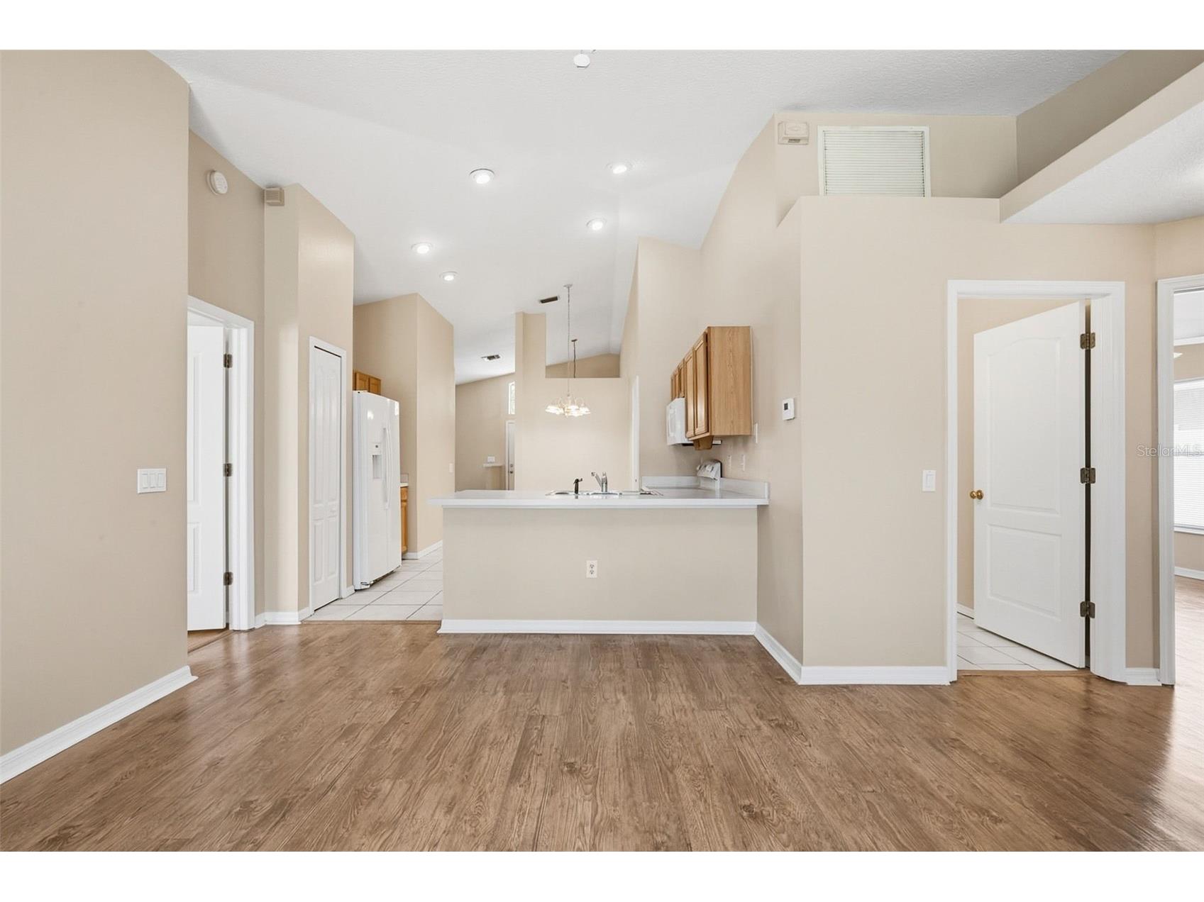 3049 Castle Rock Circle Land O Lakes FL 34639 O6399850 image17